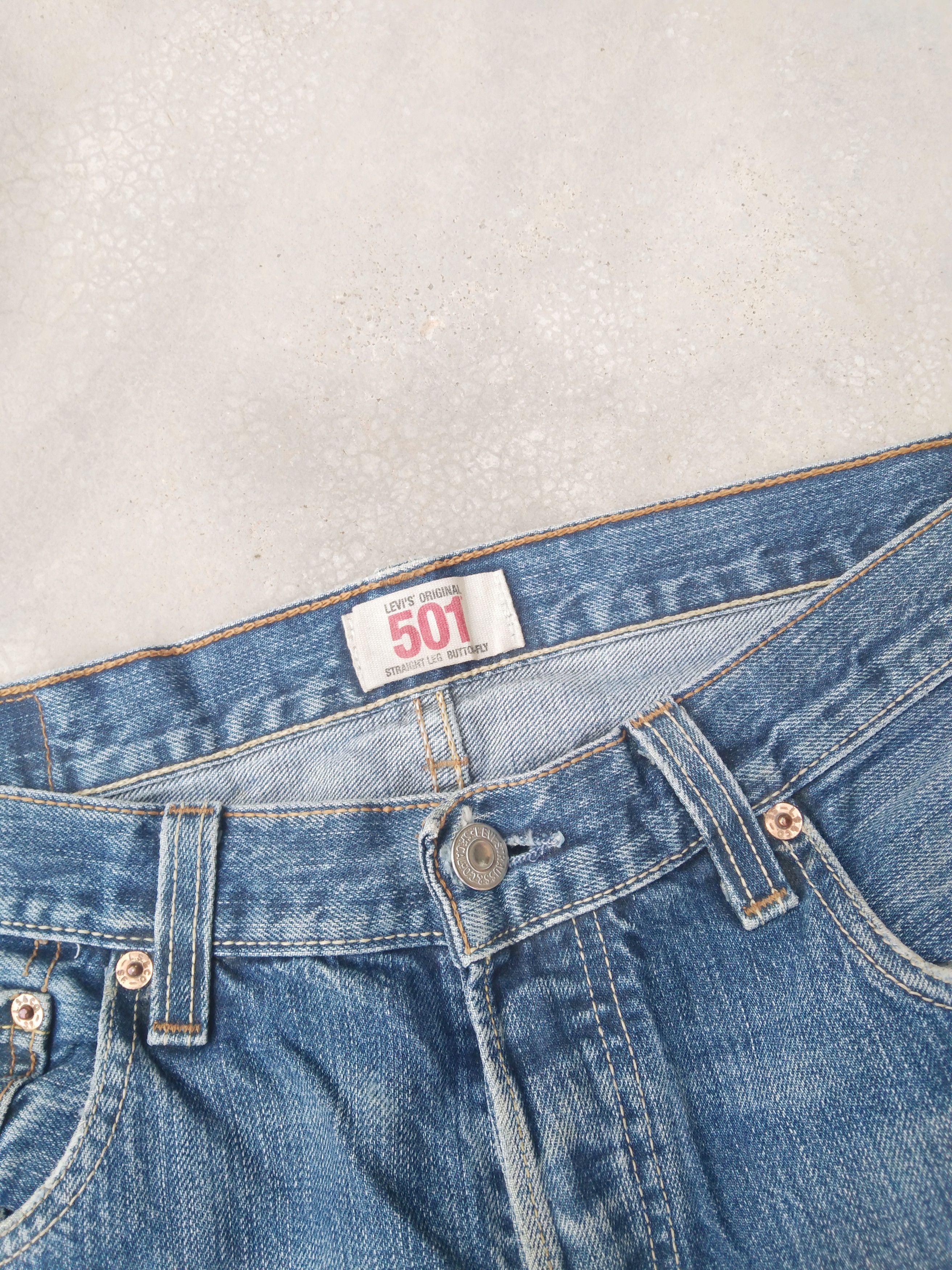 Levi's Vintage Levi's 501 Straight Leg Blue Wash Jeans 34x32 Size US 34 / EU 50 - 6 Thumbnail