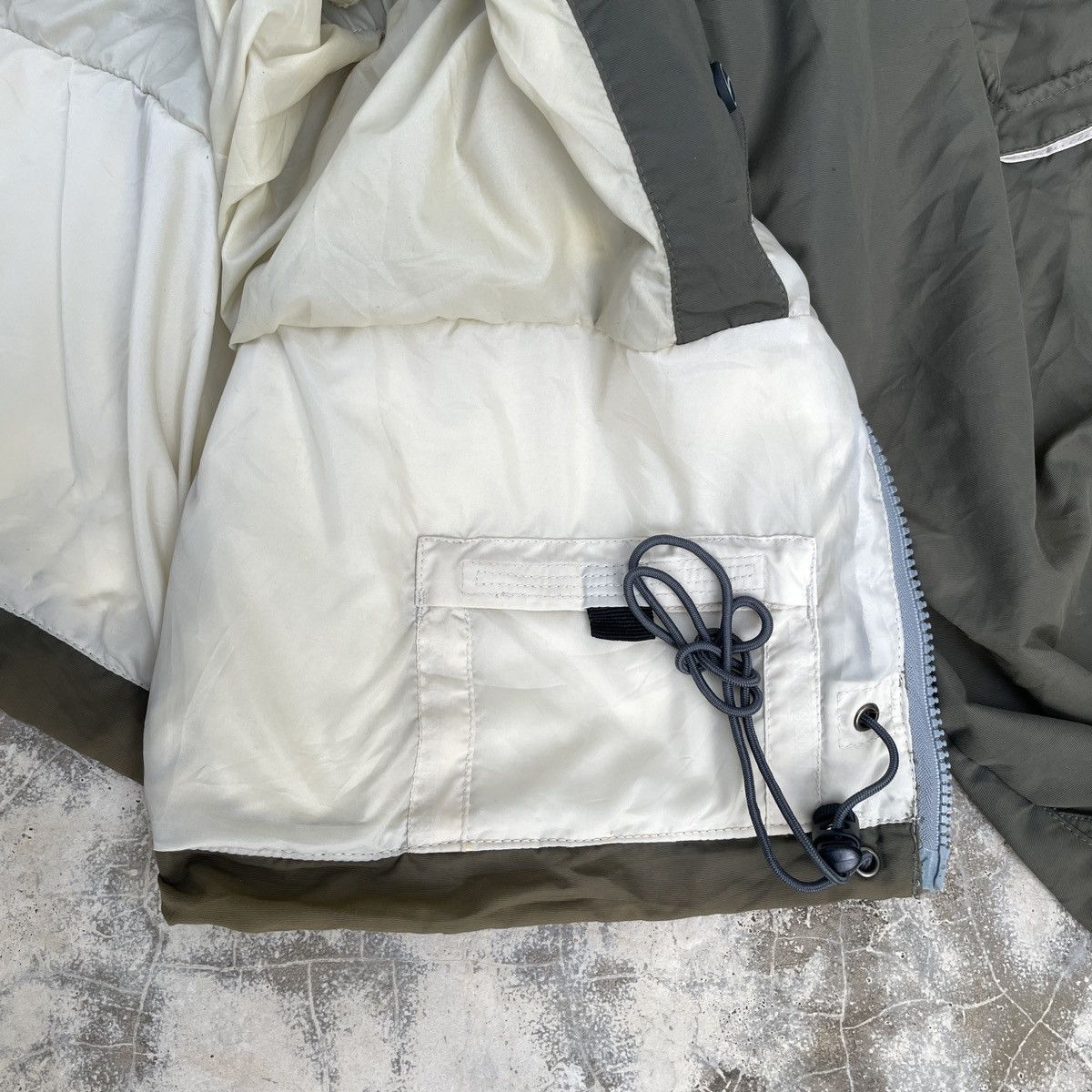 Burton Vintage Faded Burton Snowboards Ski Jacket Size US S / EU 44-46 / 1 - 11 Thumbnail