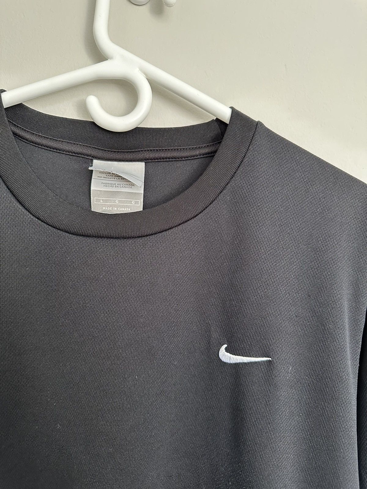 Nike × Vintage Vintage Nike swoosh logo black long sleeve t-shirt y2k Size US L / EU 52-54 / 3 - 2 Thumbnail