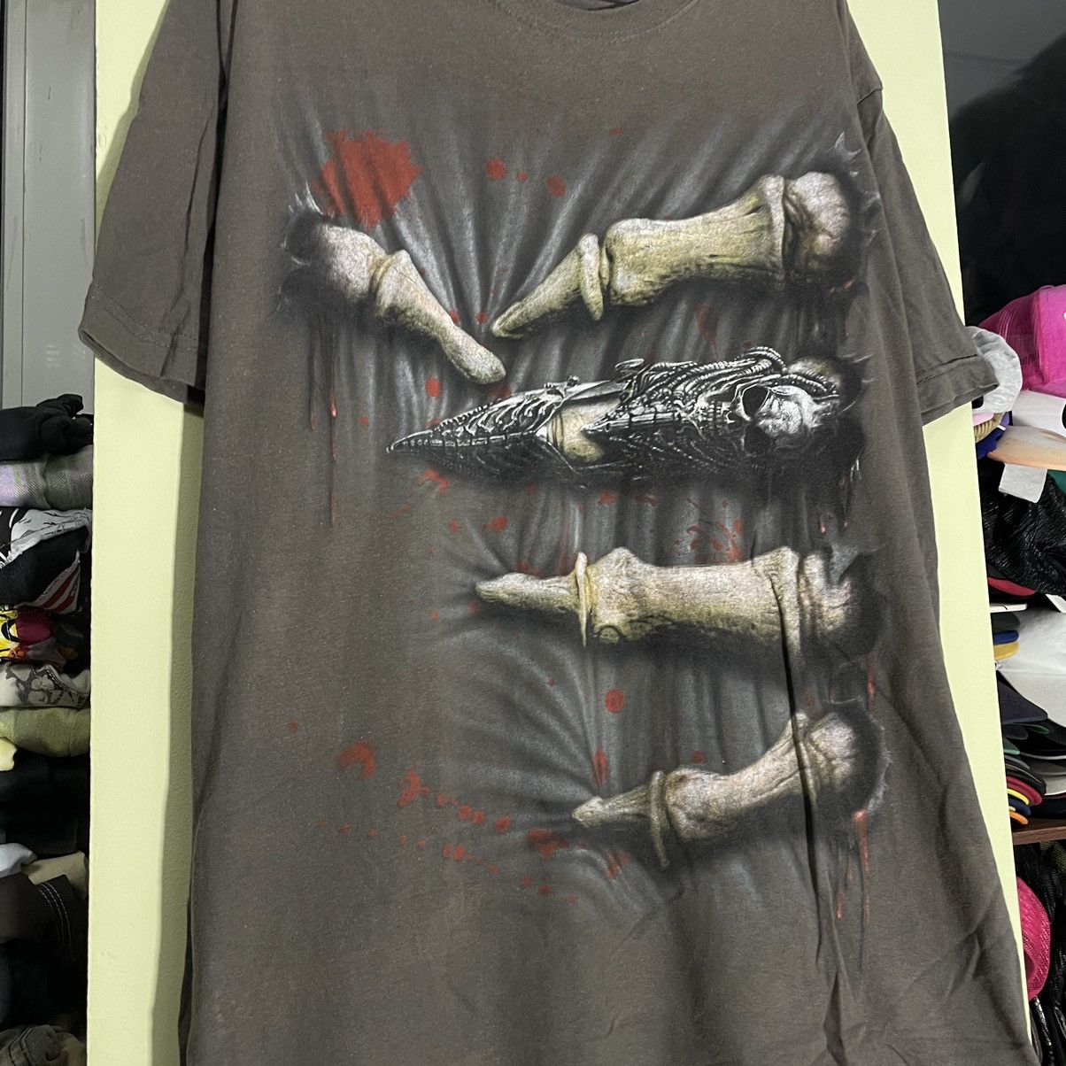 Vintage Vintage Y2K Graphic Tee Sun Faded Horror Skull Grunge XXL Size US XXL / EU 58 / 5 - 5 Thumbnail