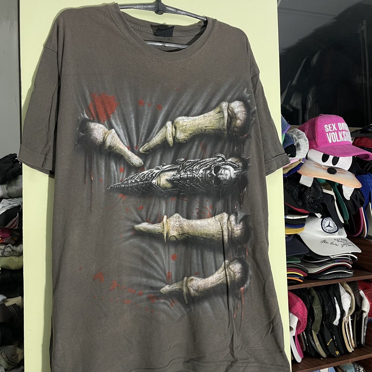 Vintage Vintage Y2K Graphic Tee Sun Faded Horror Skull Grunge XXL Size US XXL / EU 58 / 5 - 4 Thumbnail