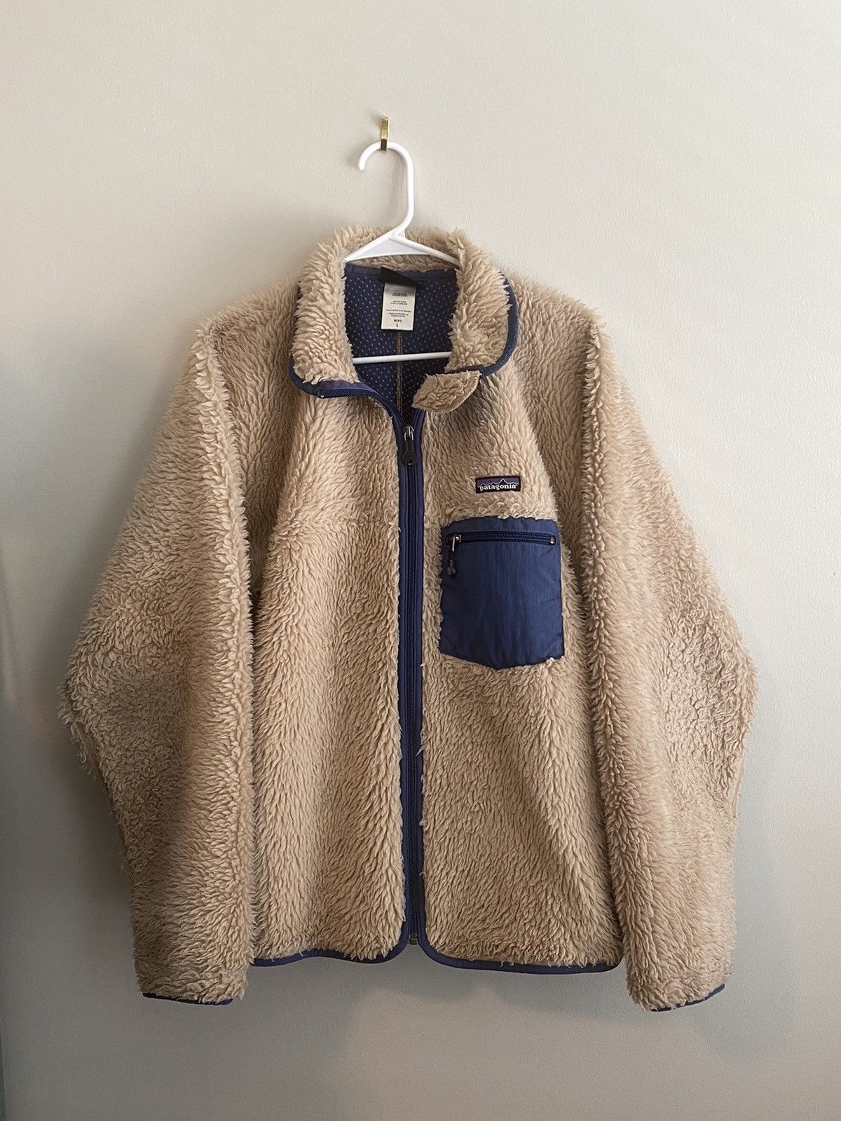 image of Vintage Patagonia Retro X Deep Pile Fleece Jacket in Oatmeal, Men's (Size Large)