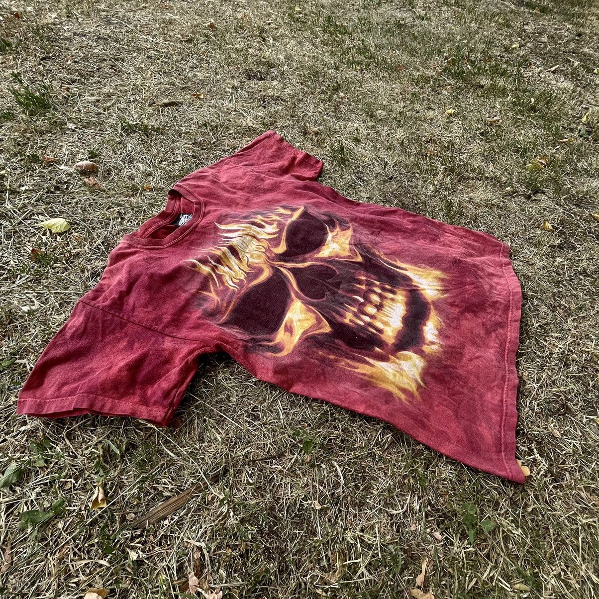 Vintage Vintage 90s Skull Fire Graphic Tee Grunge Thrashed Baggy M Size US M / EU 48-50 / 2 - 5 Thumbnail