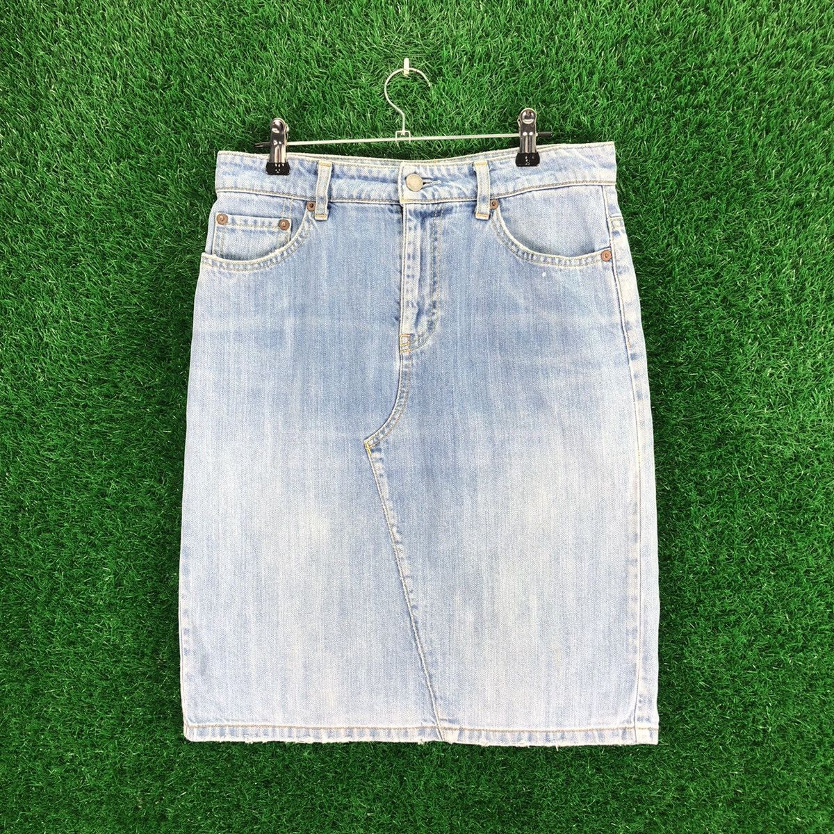 Japanese Brand × Vintage Vintage Mini Skirt Buckle Back Denim by Macphee Size 29" - 1 Thumbnail