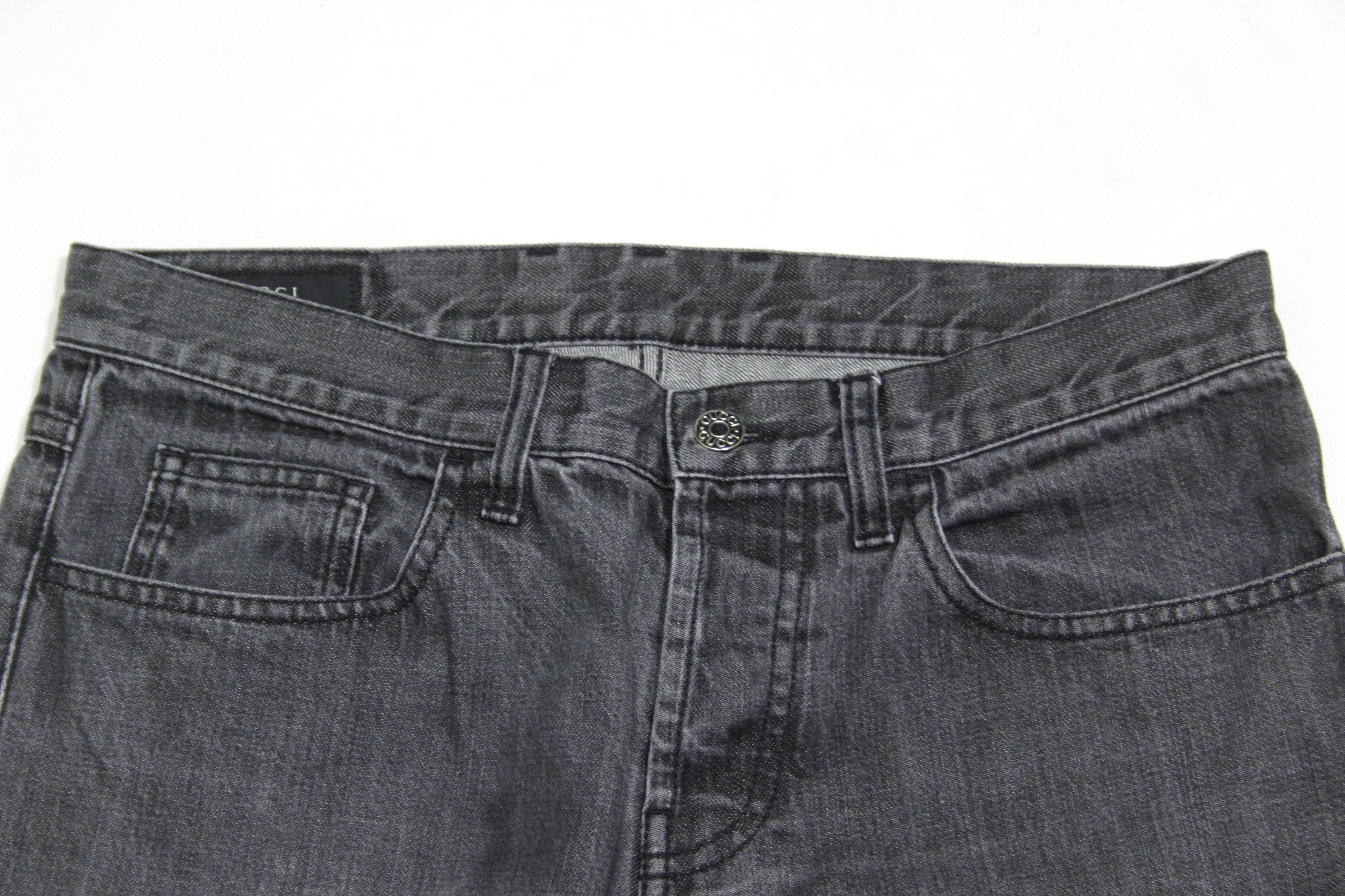 Gucci Denim Washed Cut Off Shorts Size US 30 / EU 46 - 3 Thumbnail