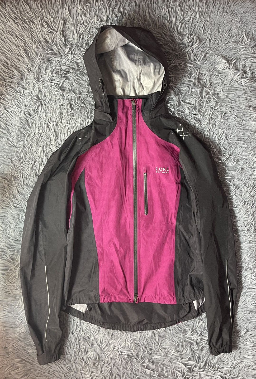 GOREWEAR Gore Bike Wear gore-tex gorpcore style jacket Size XL / US 12-14 / IT 48-50 - 1 Thumbnail