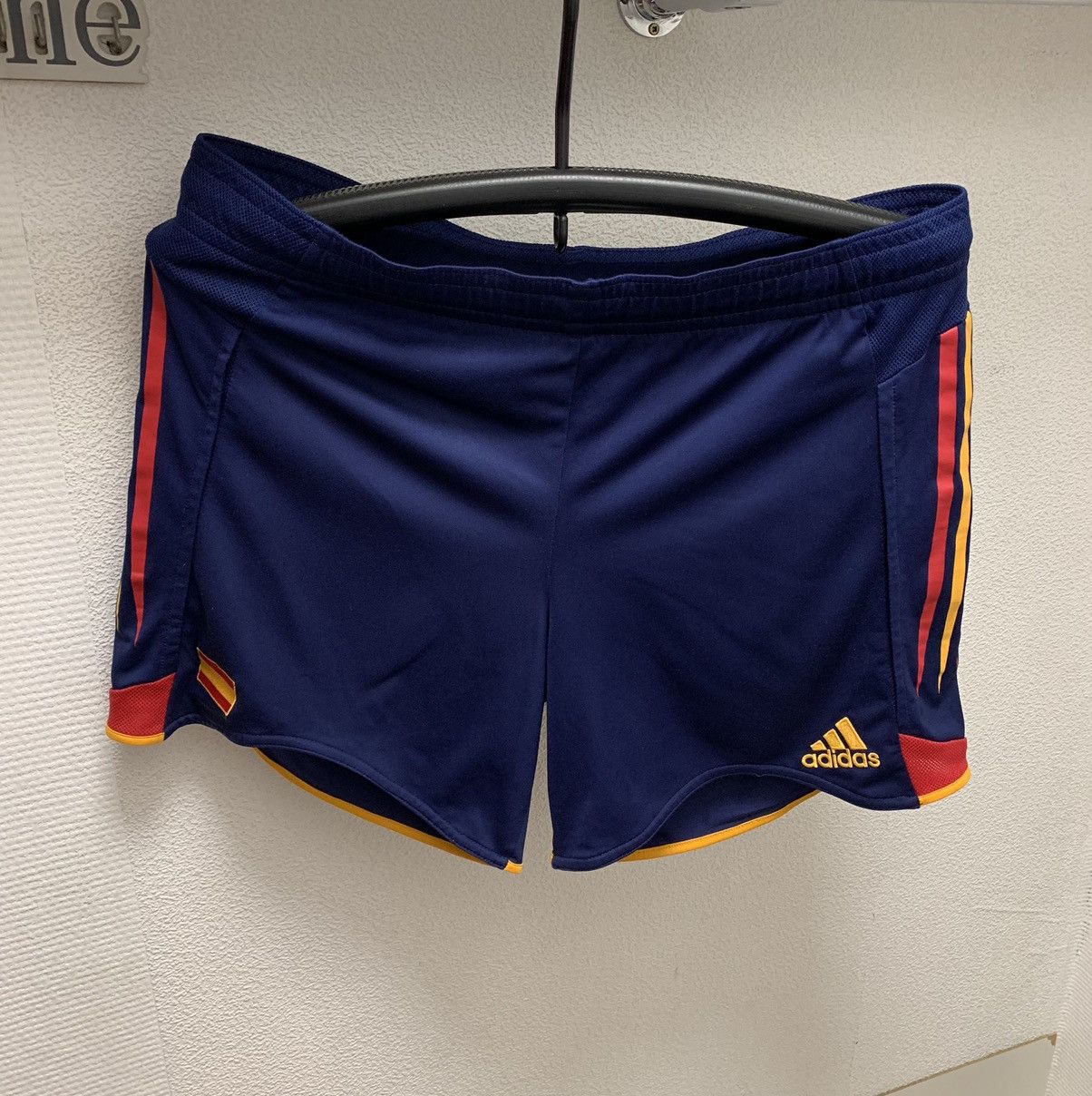 Adidas Adidas Spain fifa World Cup vintage shorts 32 M Xavi Torres Size US 32 / EU 48 - 1 Thumbnail