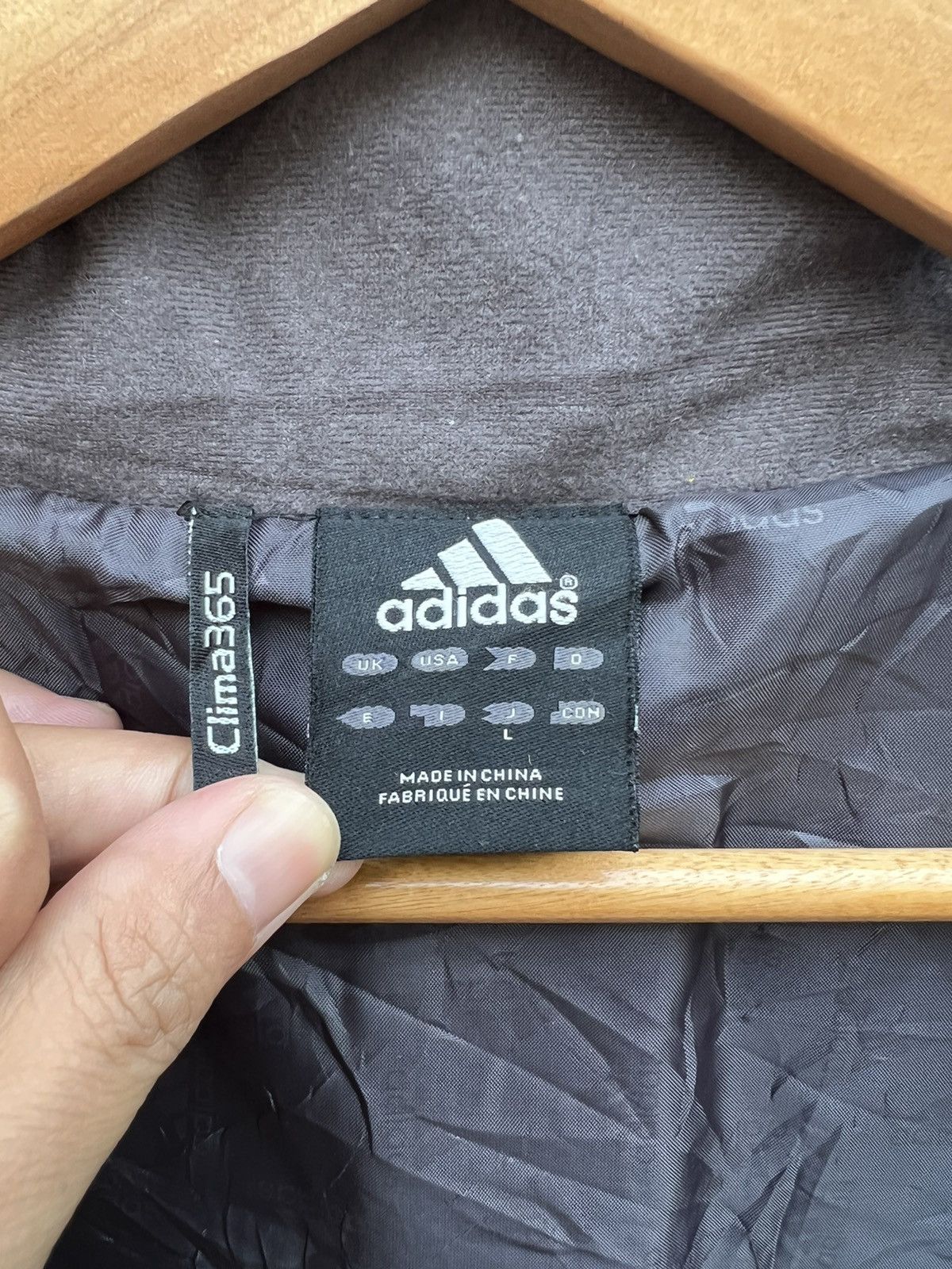 Adidas × Vintage Vintage Adidas Climaproof like Puffer Jacket Size US L / EU 52-54 / 3 - 5 Thumbnail