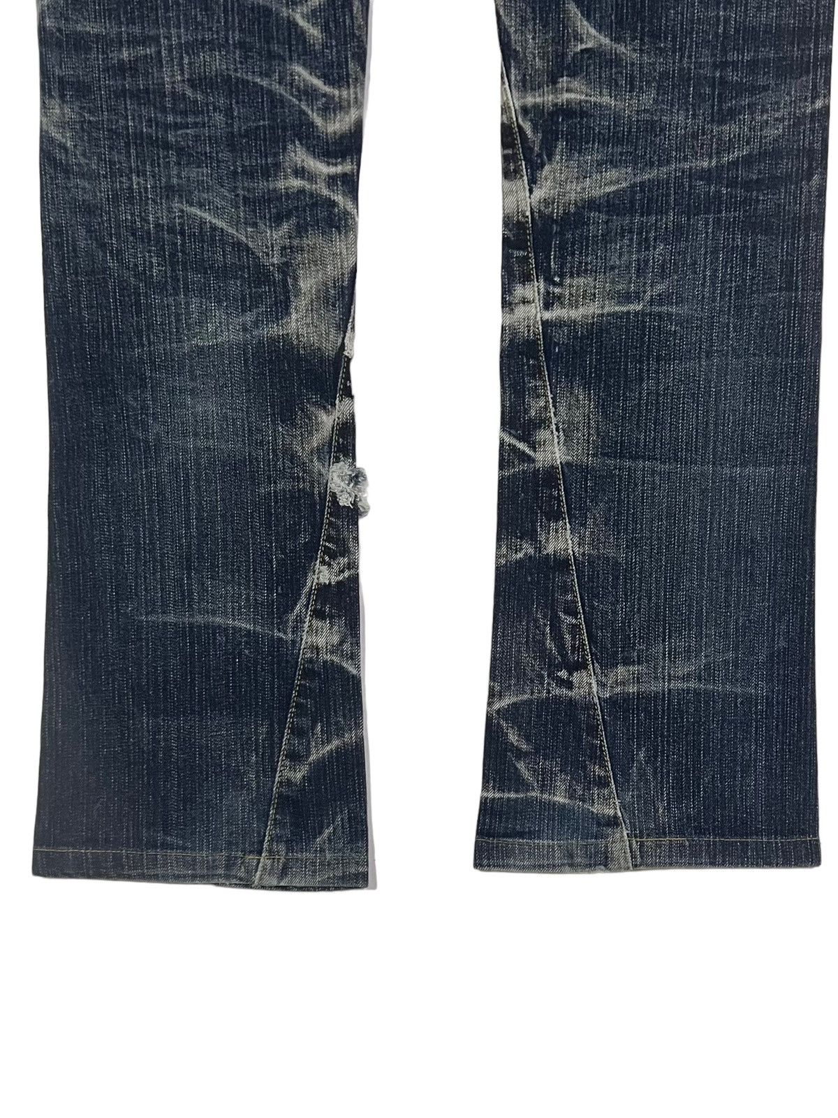 Tornado Mart ❌NEED TO GONE❌Tornado mart Japan Distressed Clawmark Flare Size US 31 - 14 Thumbnail