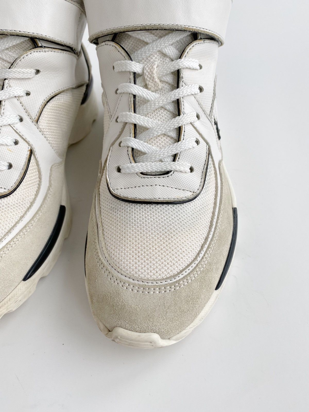Chanel × Vintage CHANEL CC Sneakers Size US 7 / EU 40 - 4 Thumbnail