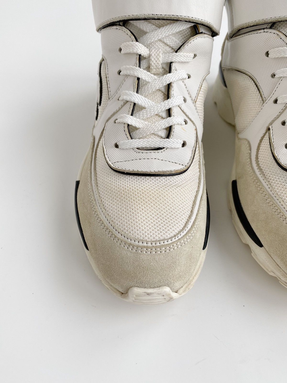 Chanel × Vintage CHANEL CC Sneakers Size US 7 / EU 40 - 3 Thumbnail