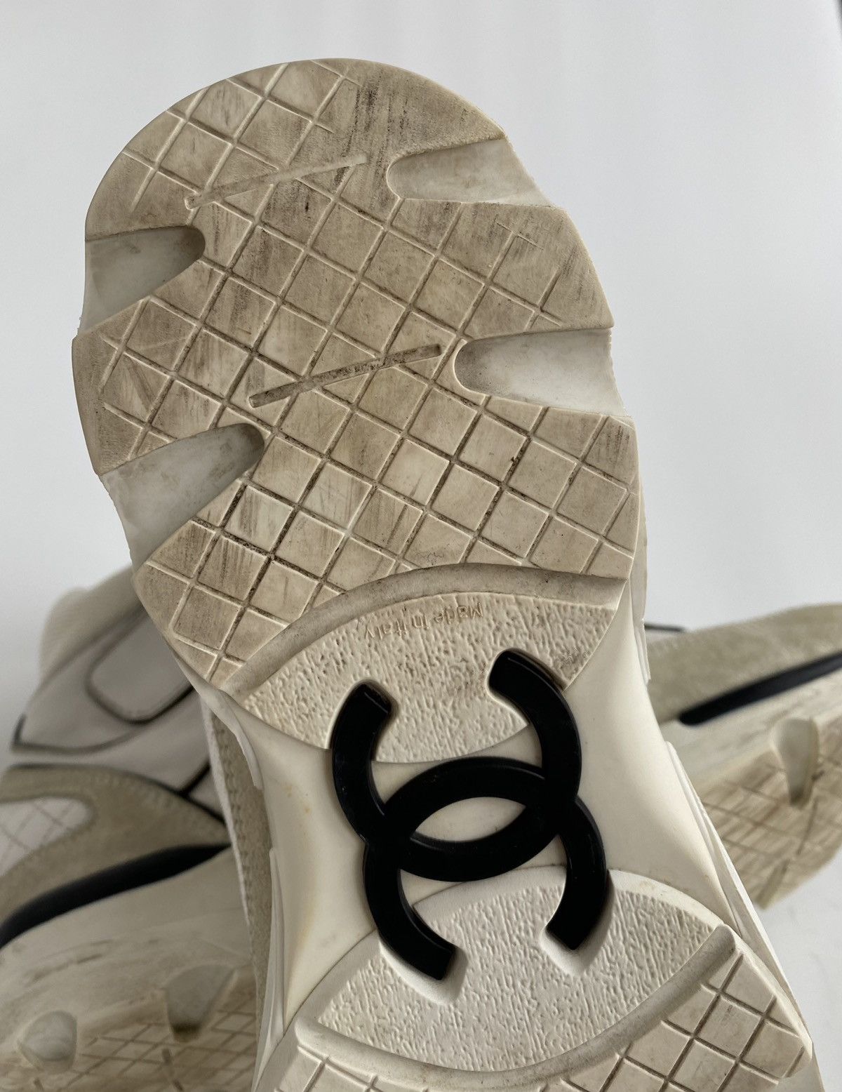 Chanel × Vintage CHANEL CC Sneakers Size US 7 / EU 40 - 12 Thumbnail
