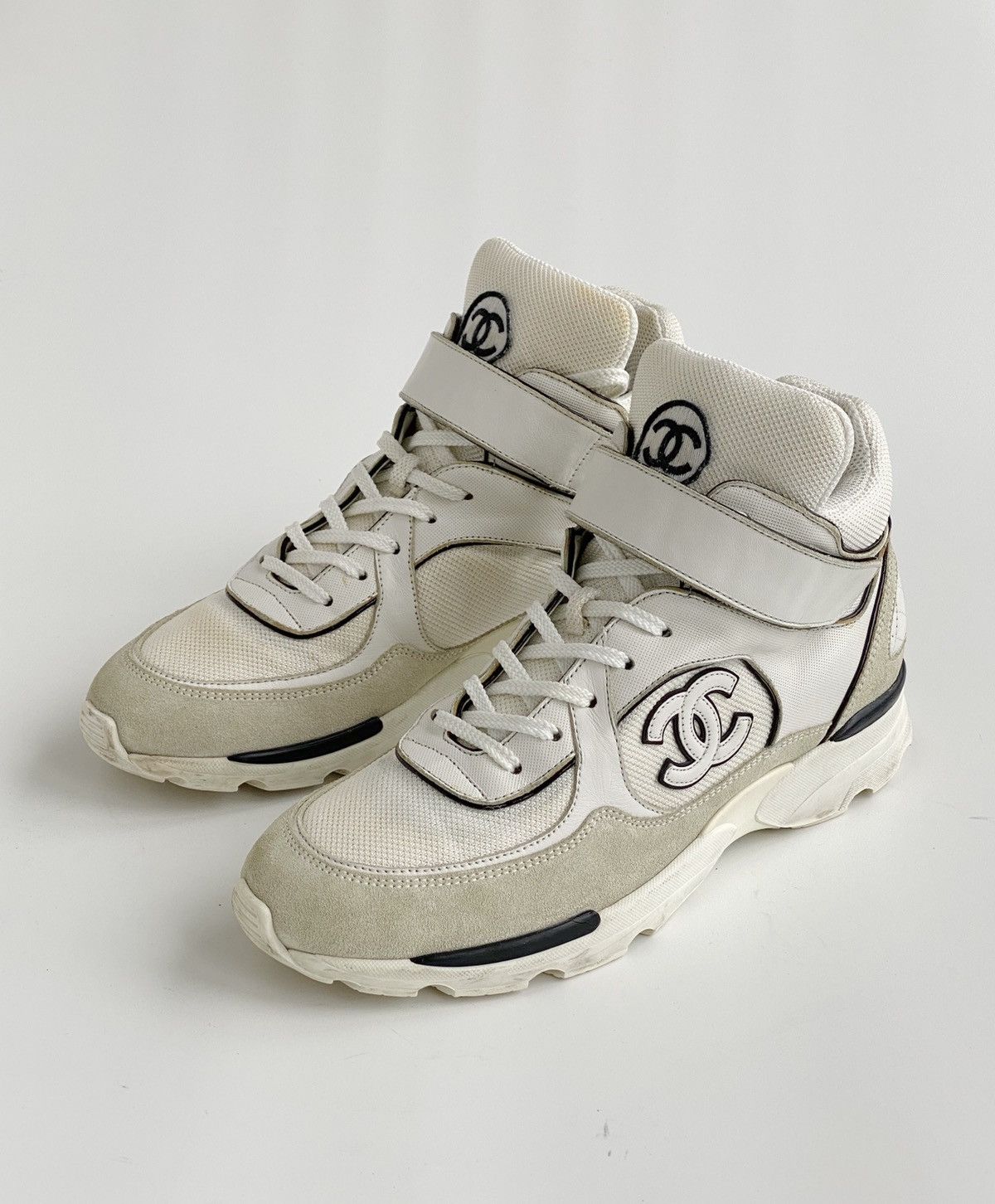 Chanel × Vintage CHANEL CC Sneakers Size US 7 / EU 40 - 7 Thumbnail