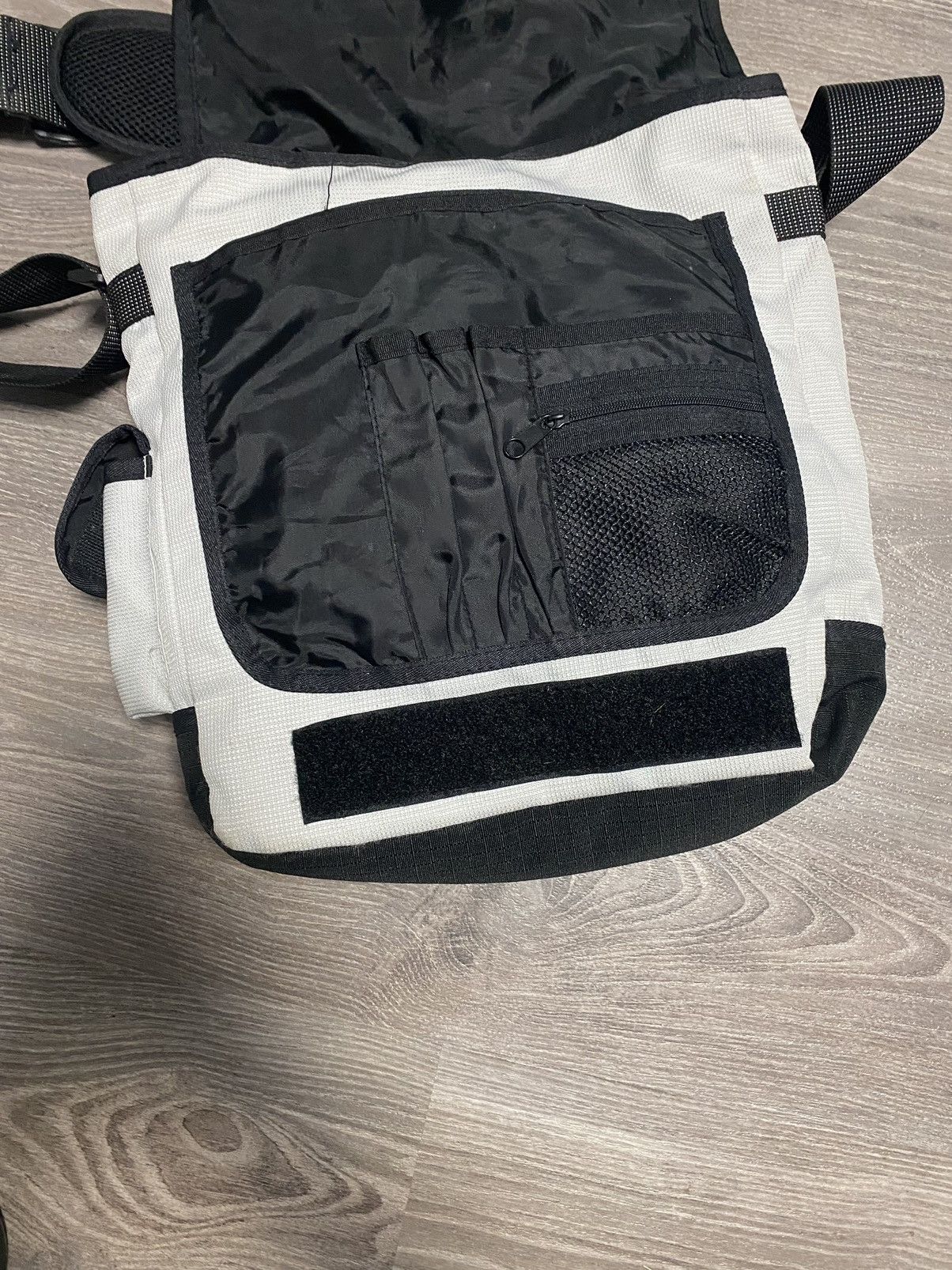 O'Neill Vintage 90s O’Neill Crossbody Bag hype Y2K rare retro Size ONE SIZE - 3 Thumbnail