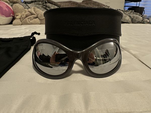 balenciaga alien sunglasses