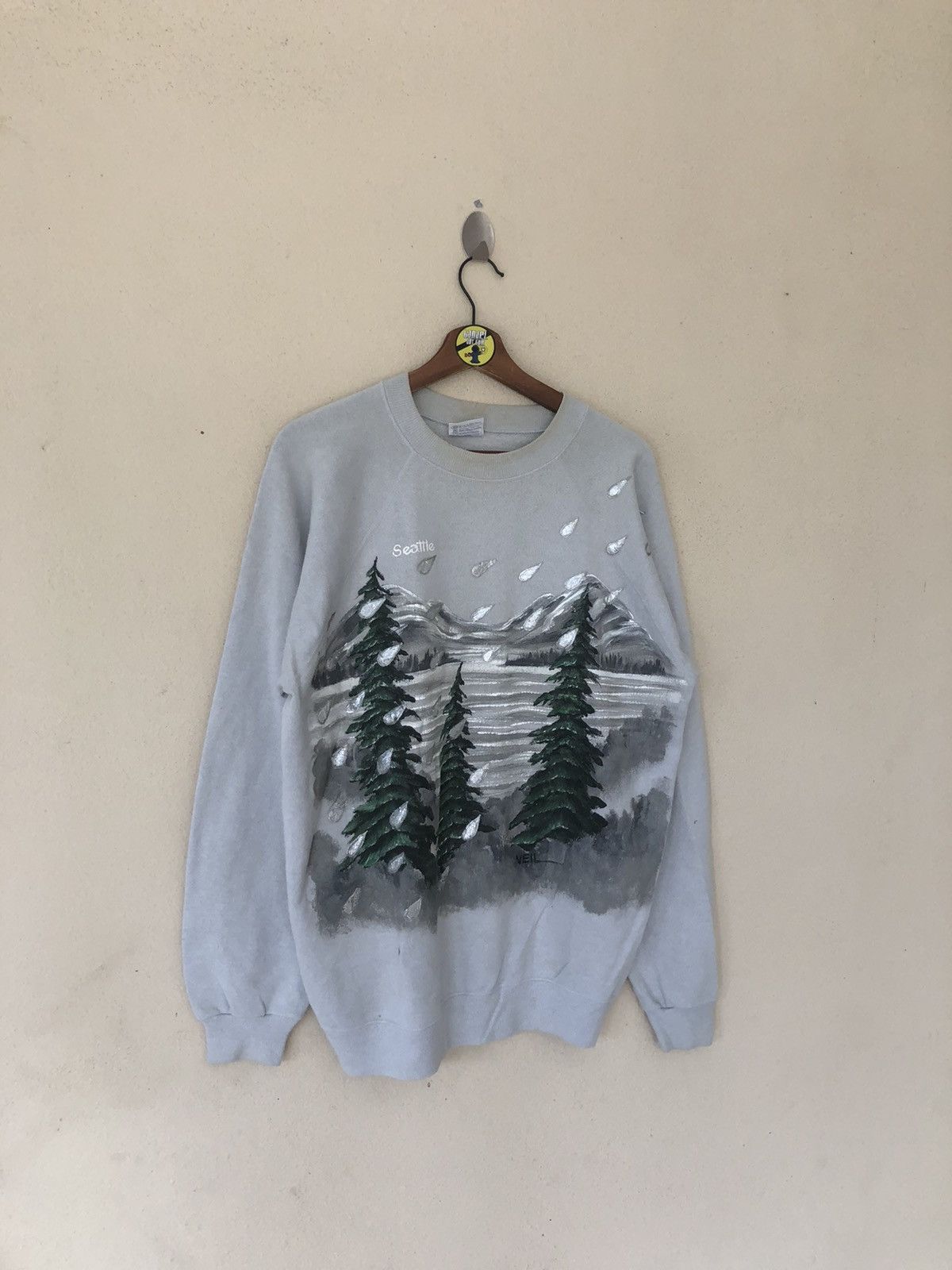 Hanes × Vintage BEAUTIFUL DESIGN VINTAGE HANES SWEATSHIRT Size US L / EU 52-54 / 3 - 2 Thumbnail