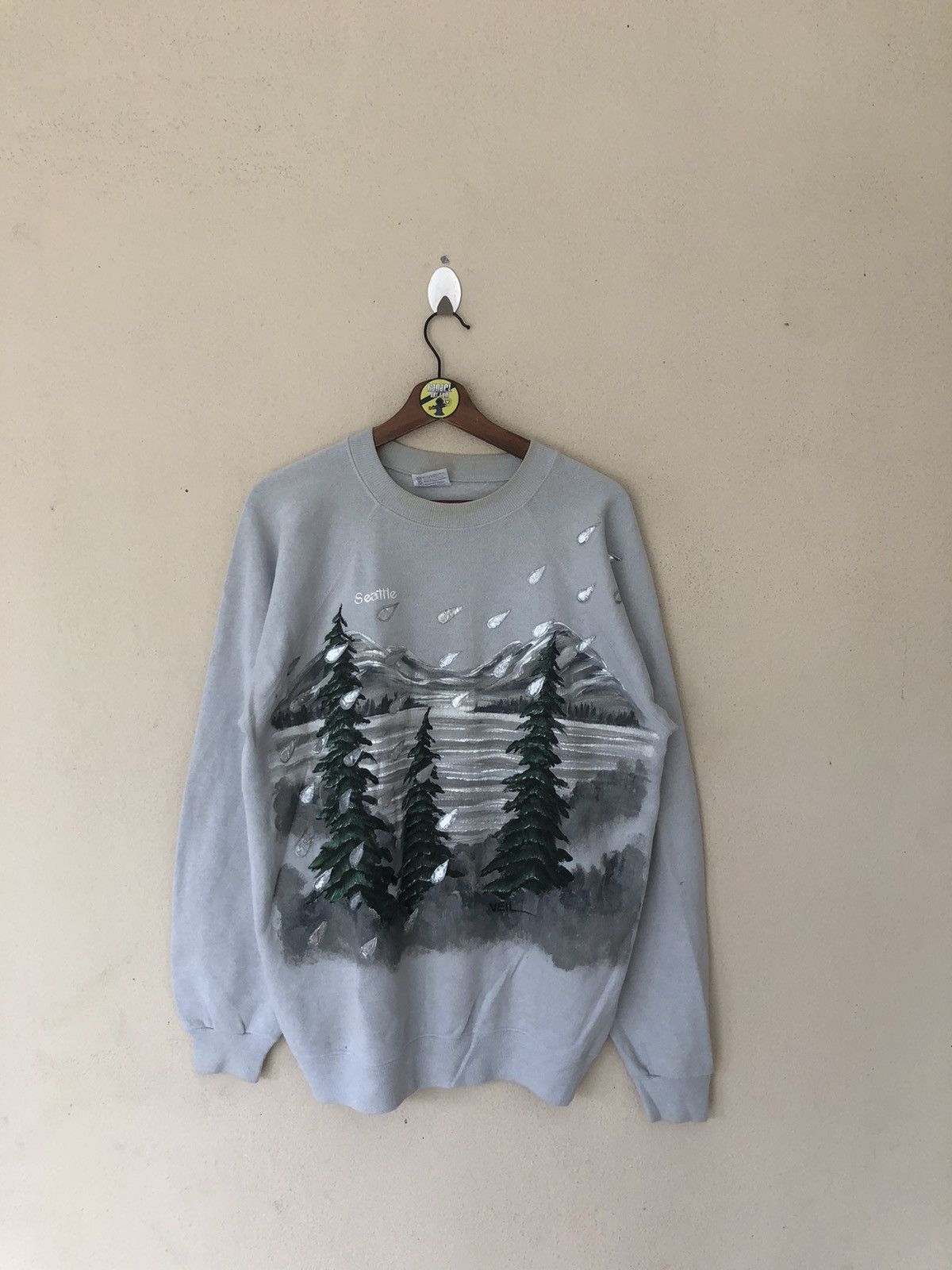 Hanes × Vintage BEAUTIFUL DESIGN VINTAGE HANES SWEATSHIRT Size US L / EU 52-54 / 3 - 1 Thumbnail