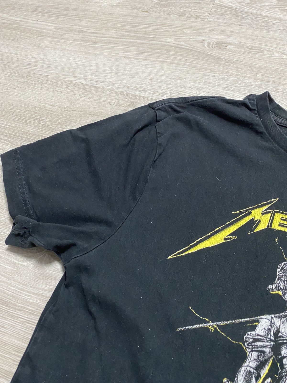 Band Tees Rock tee Metallica and justice for all size M Size US M / EU 48-50 / 2 - 7 Thumbnail