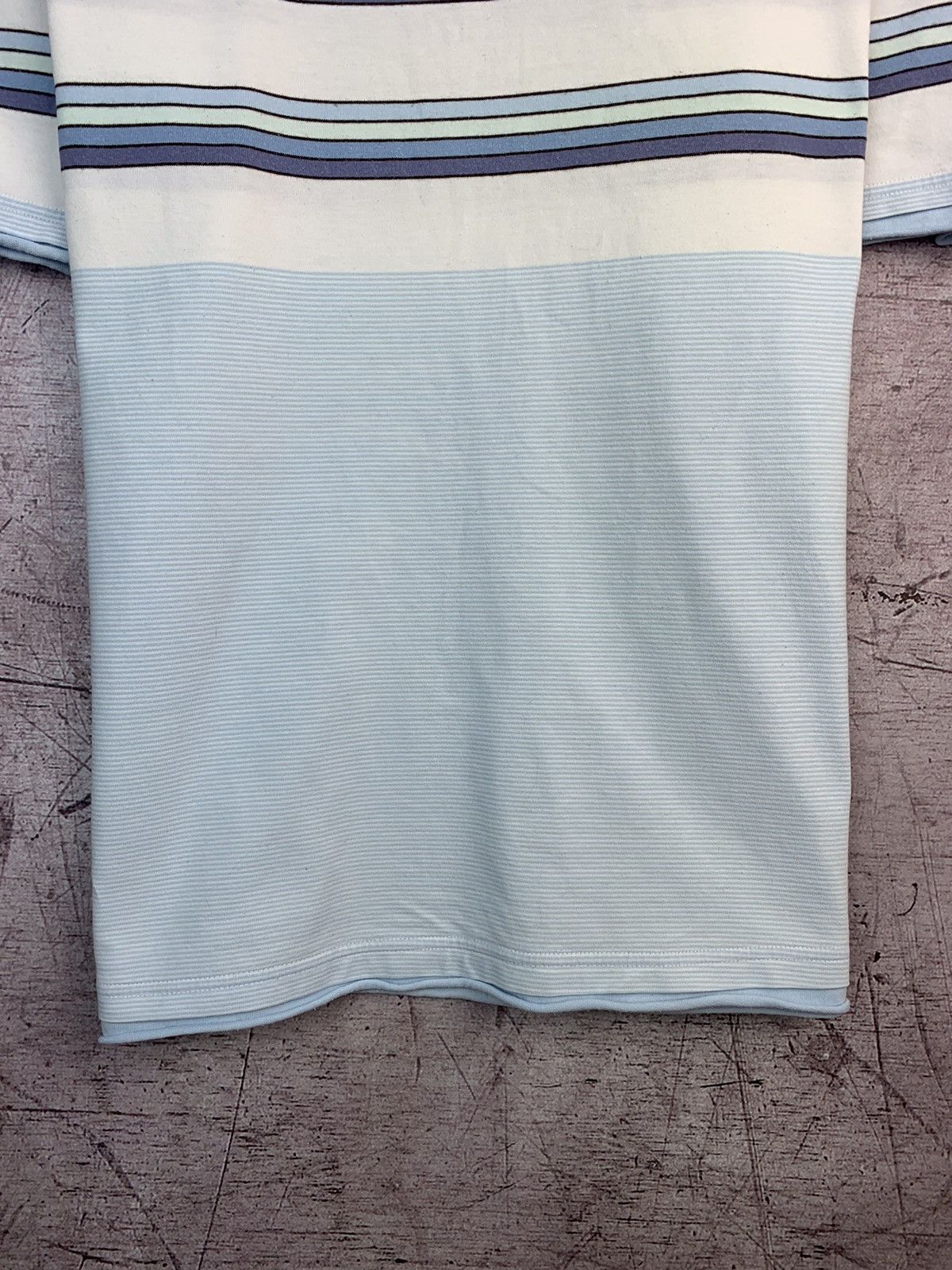 Vintage Vintage Yves Saint Laurent YSL T Shirt Size US L / EU 52-54 / 3 - 2 Thumbnail