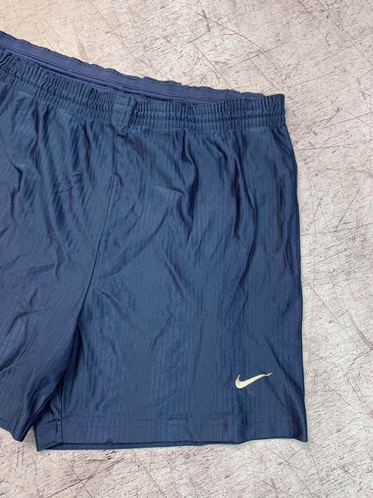 Nike × Vintage Nike Vintage Mens Shorts Size US 34 / EU 50 - 3 Thumbnail