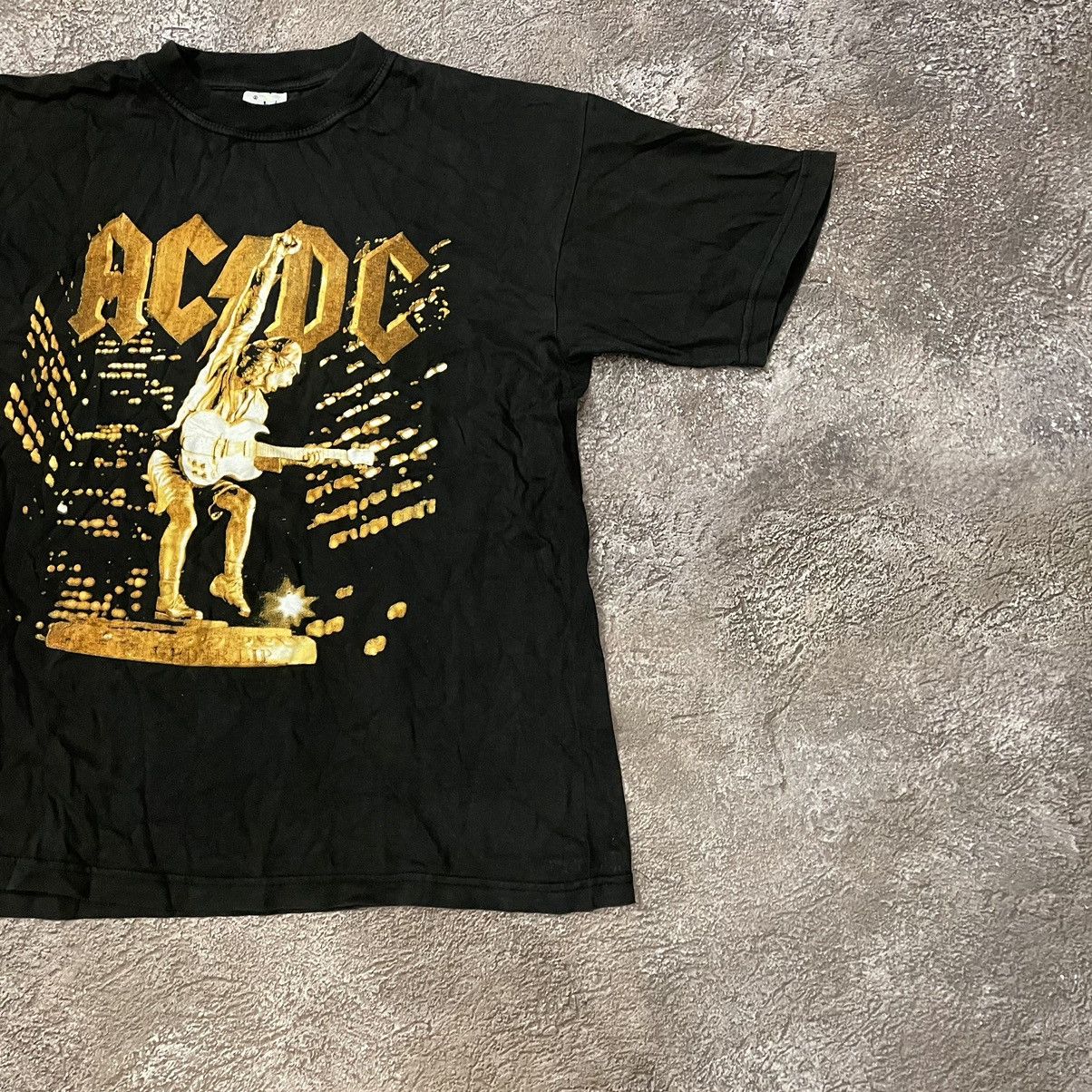 Vintage Vintage 90s AC DC Sun Faded Graphic Band Tee Grunge Boxy L Size US L / EU 52-54 / 3 - 5 Thumbnail