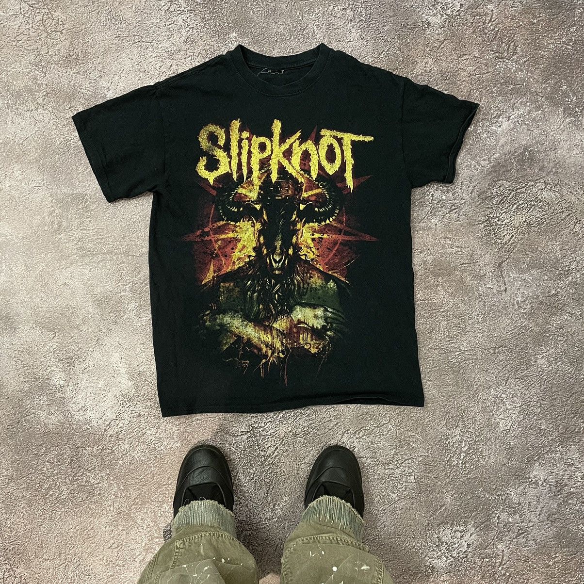 Vintage Vintage 90s Slipknot Band Graphic Tee Grunge Dark Baggy M Size US M / EU 48-50 / 2 - 1 Thumbnail