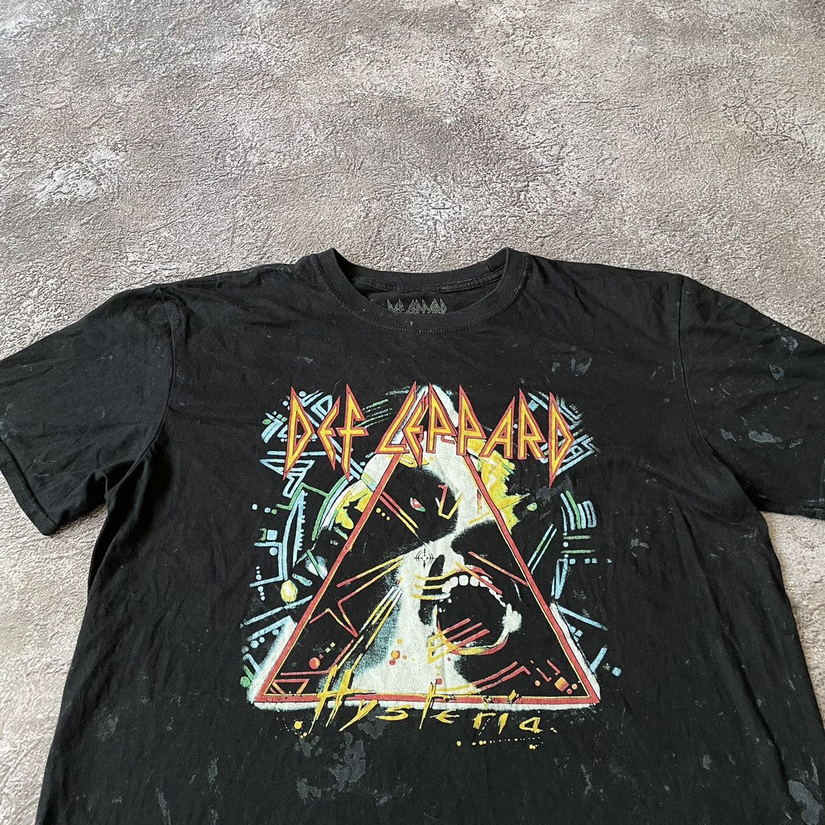 Vintage Vintage 90s Def Leppard Graphic Tee Sun Faded Grunge Boxy XL Size US XL / EU 56 / 4 - 5 Thumbnail