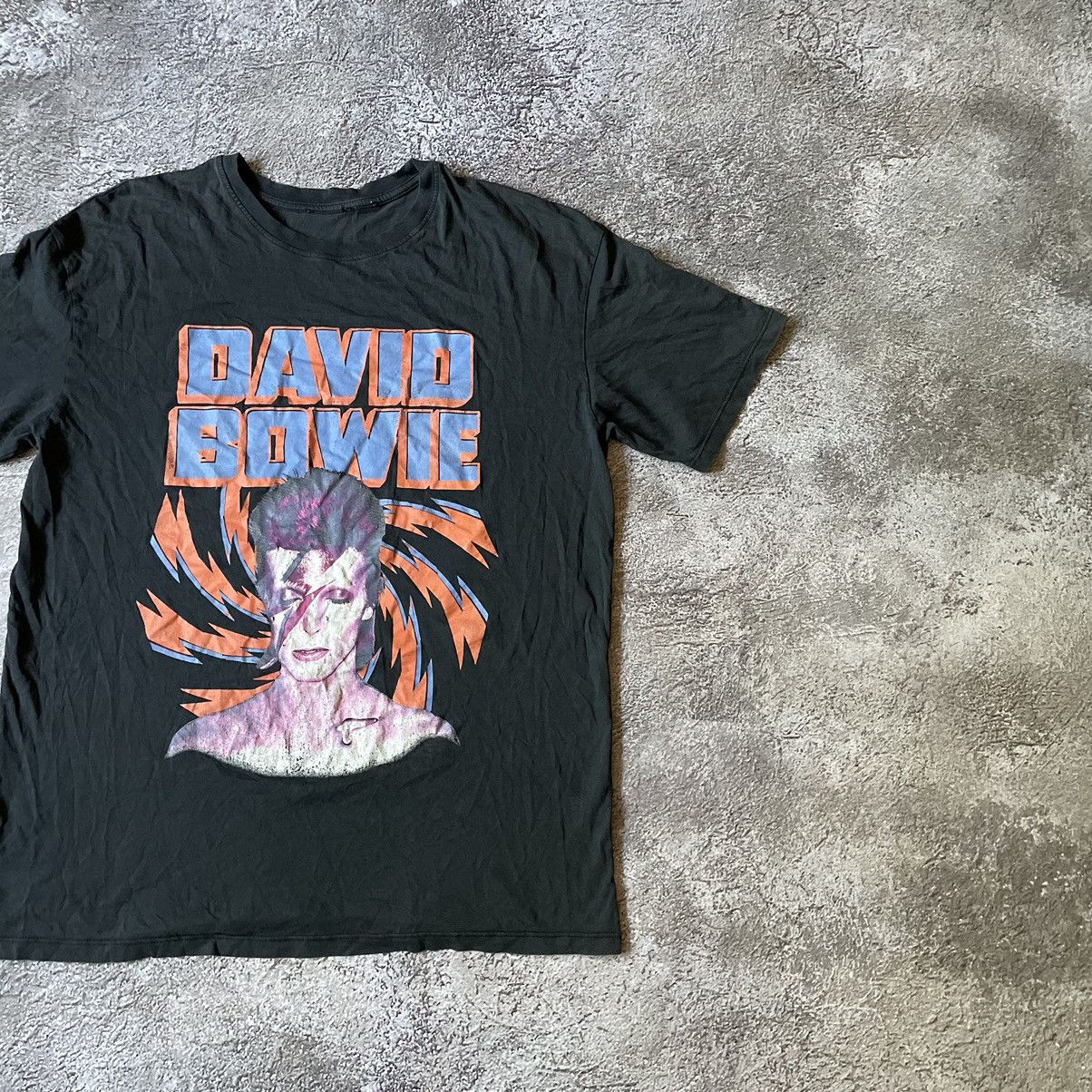 Vintage Vintage Y2K David Bowie Graphic Tee Sun Faded Grunge Baggy L Size US L / EU 52-54 / 3 - 3 Thumbnail