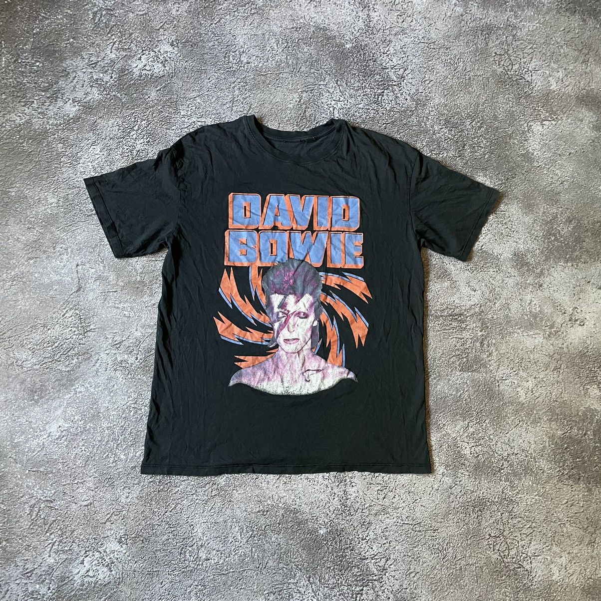 Vintage Vintage Y2K David Bowie Graphic Tee Sun Faded Grunge Baggy L Size US L / EU 52-54 / 3 - 2 Thumbnail