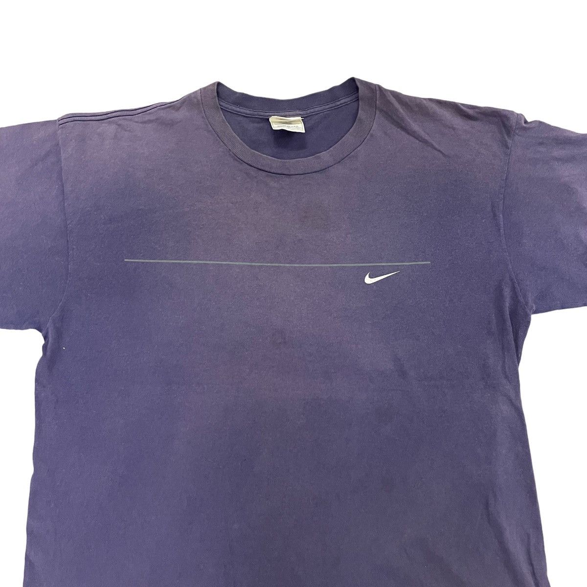 Vintage VINTAGE 90s NIKE TOWN SUN FADED TSHIRT Size US L / EU 52-54 / 3 - 3 Thumbnail