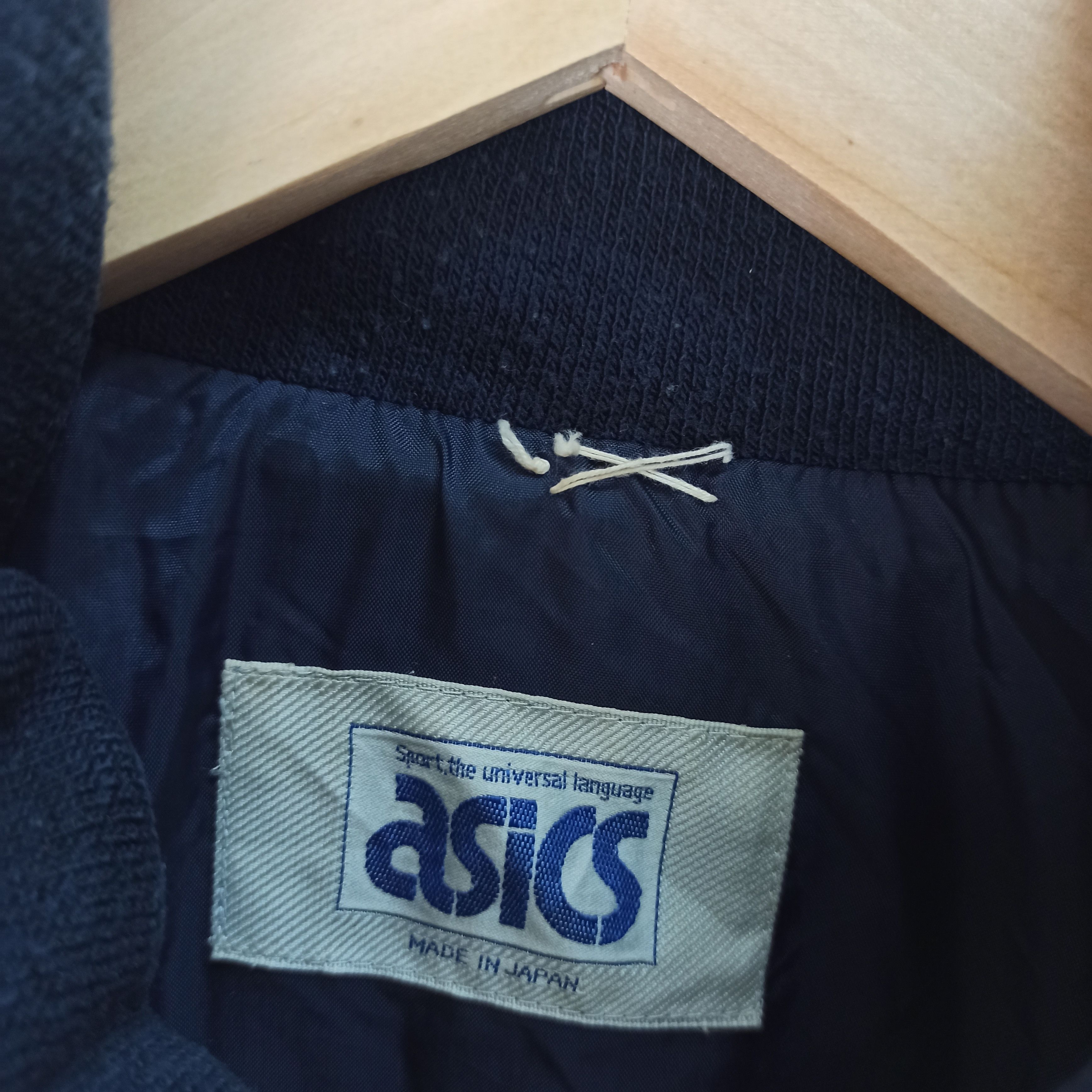 Asics Rare🔥 ASICS Recorder Bomber Jacket Hoodie Japan Size US L / EU 52-54 / 3 - 10 Thumbnail