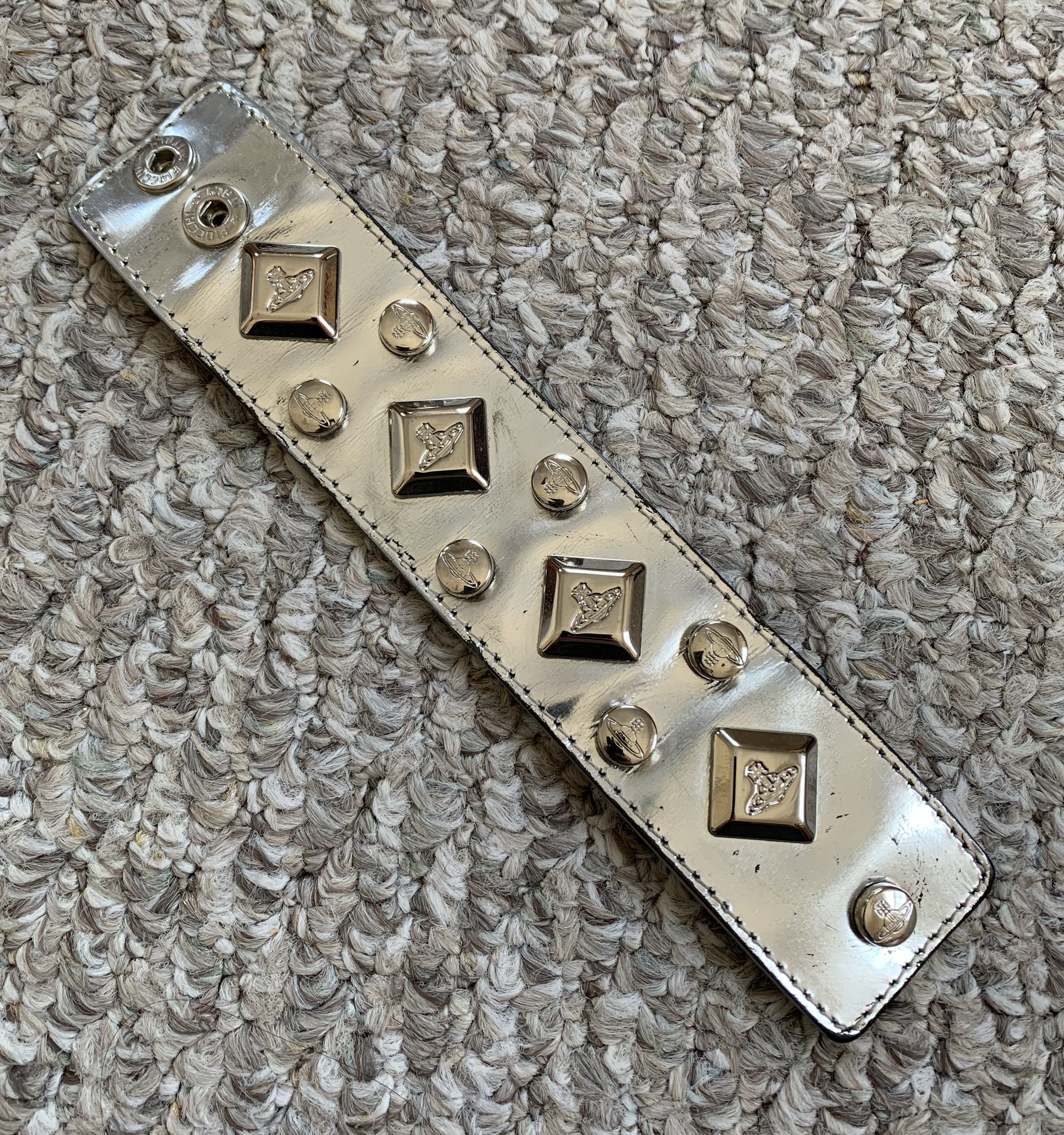 Vivienne Westwood S/S 2003 Vivienne Westwood Studded Leather Orb Bracelet Size ONE SIZE - 1 Thumbnail