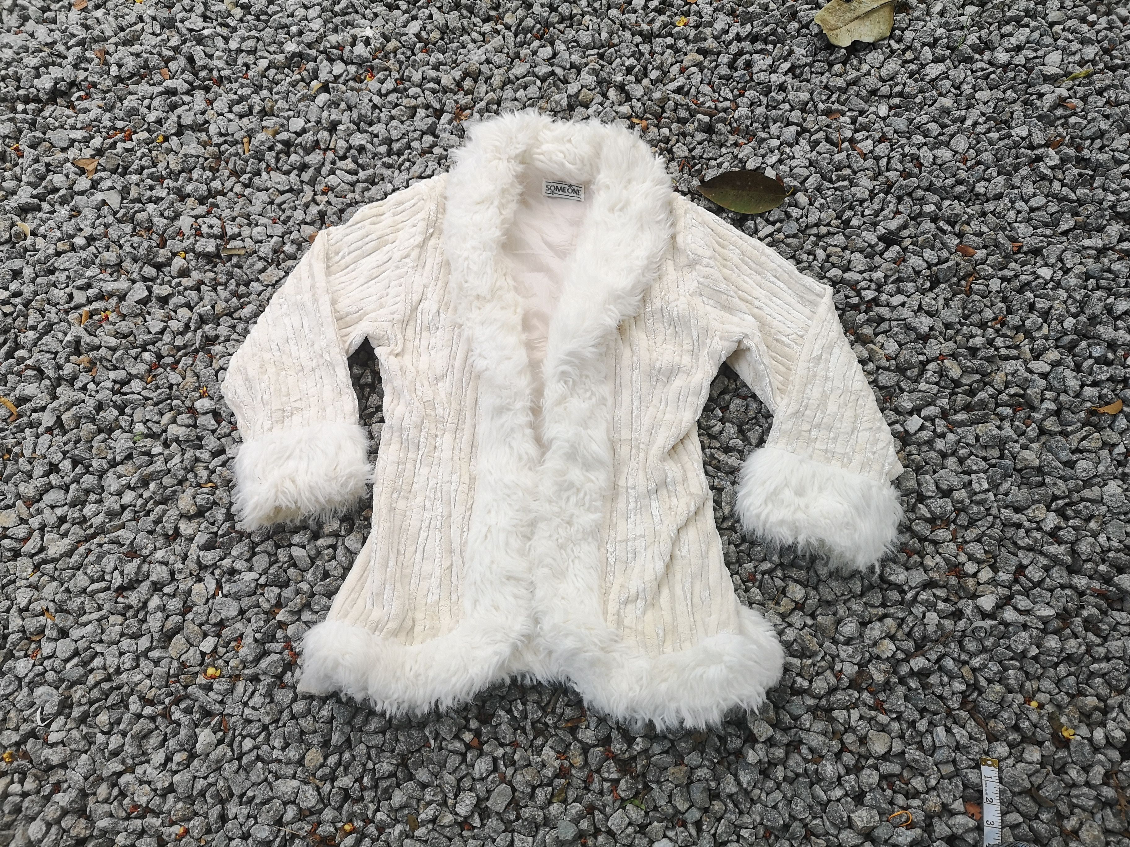 Japanese Brand Faux Fur Jacket by someone Size M / US 6-8 / IT 42-44 - 1 Thumbnail