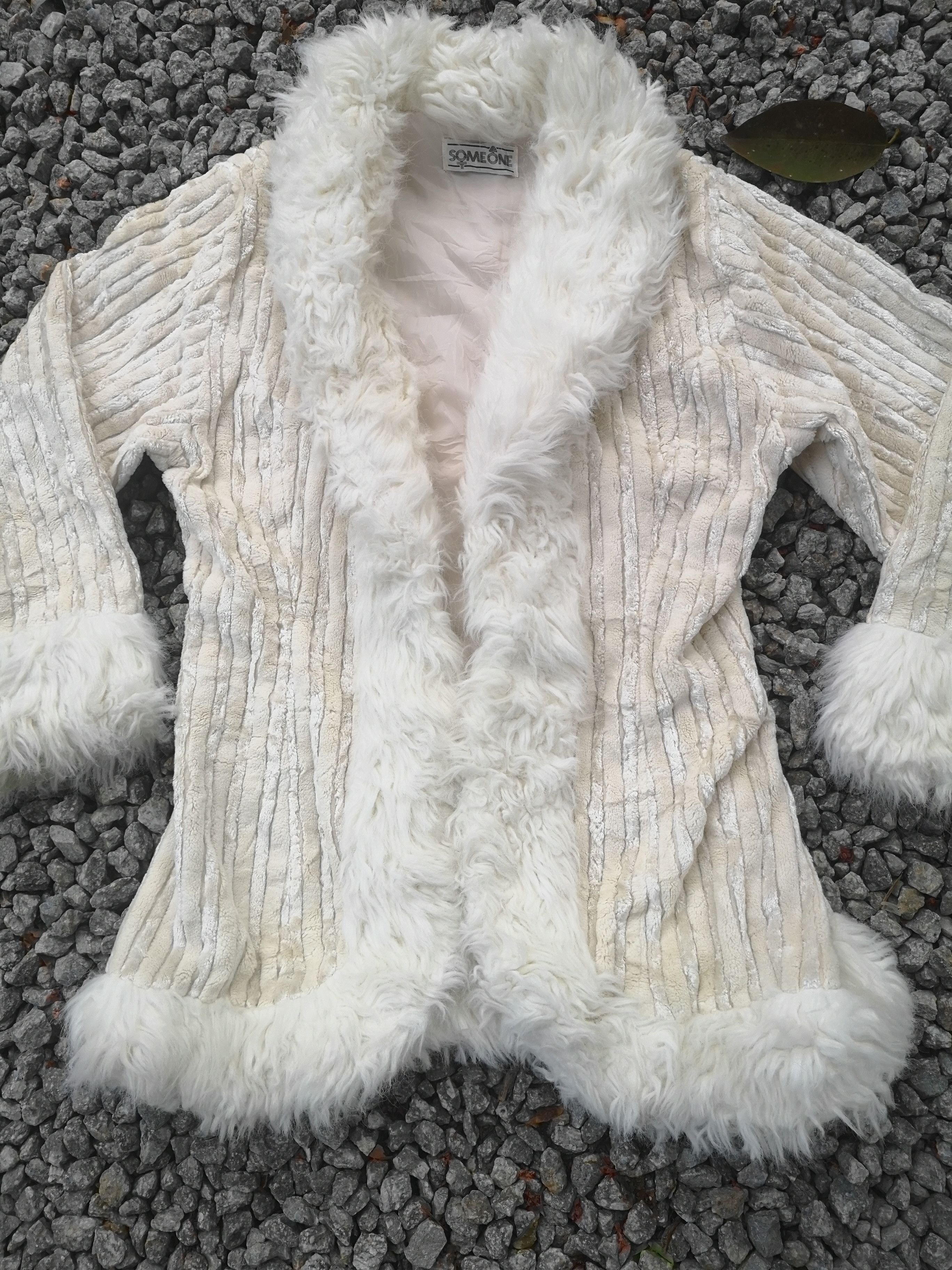 Japanese Brand Faux Fur Jacket by someone Size M / US 6-8 / IT 42-44 - 3 Thumbnail