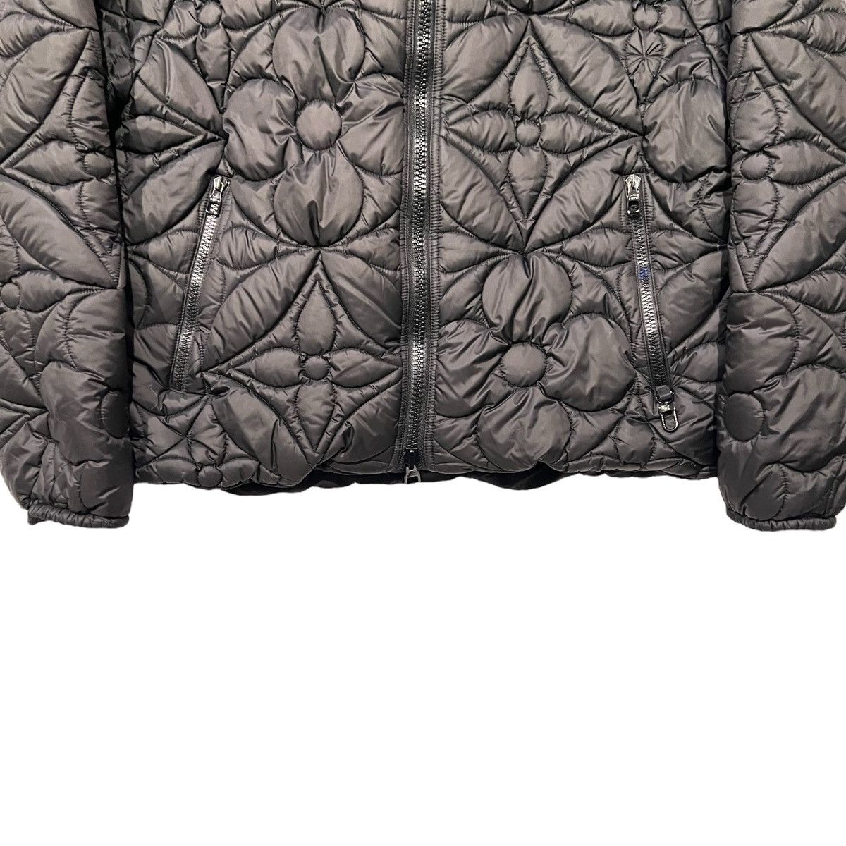 Louis Vuitton × Virgil Abloh LOUIS VUITTON × VIRGIL ABLOH 20SS reversible monogram jacket Size US M / EU 48-50 / 2 - 5 Thumbnail
