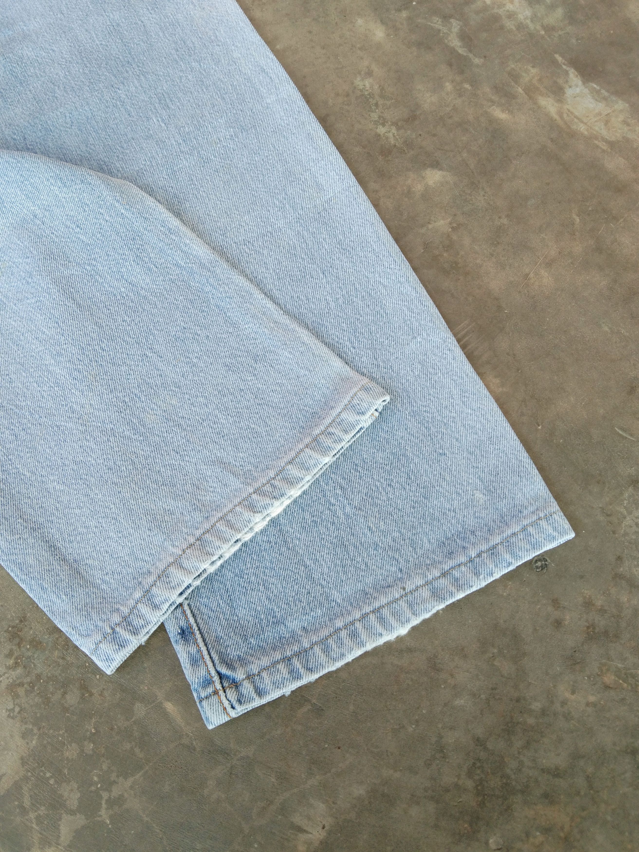 Levi's × Vintage 1988 Vintage Levis 501 xx Made In USA Distressed Jeans Size US 29 - 3 Thumbnail