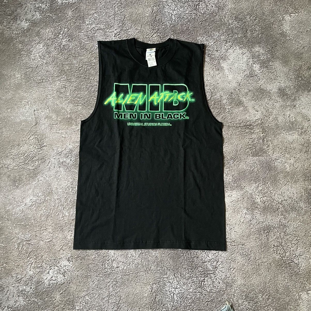 Vintage Vintage Y2K Graphic Tee Alien Attack Streetwear Black Slim M Size US M / EU 48-50 / 2 - 2 Thumbnail