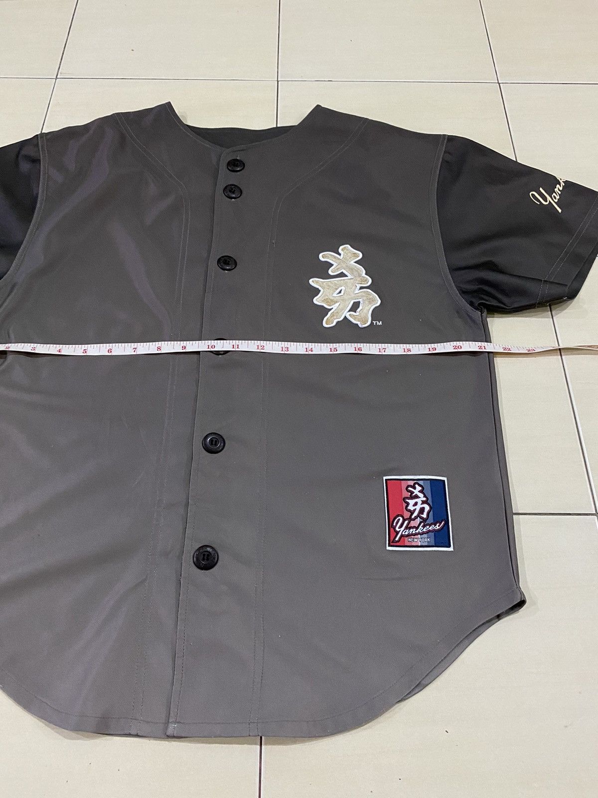 MLB × Vintage Vintage New York Yankees mlb jersey Size US M / EU 48-50 / 2 - 11 Thumbnail