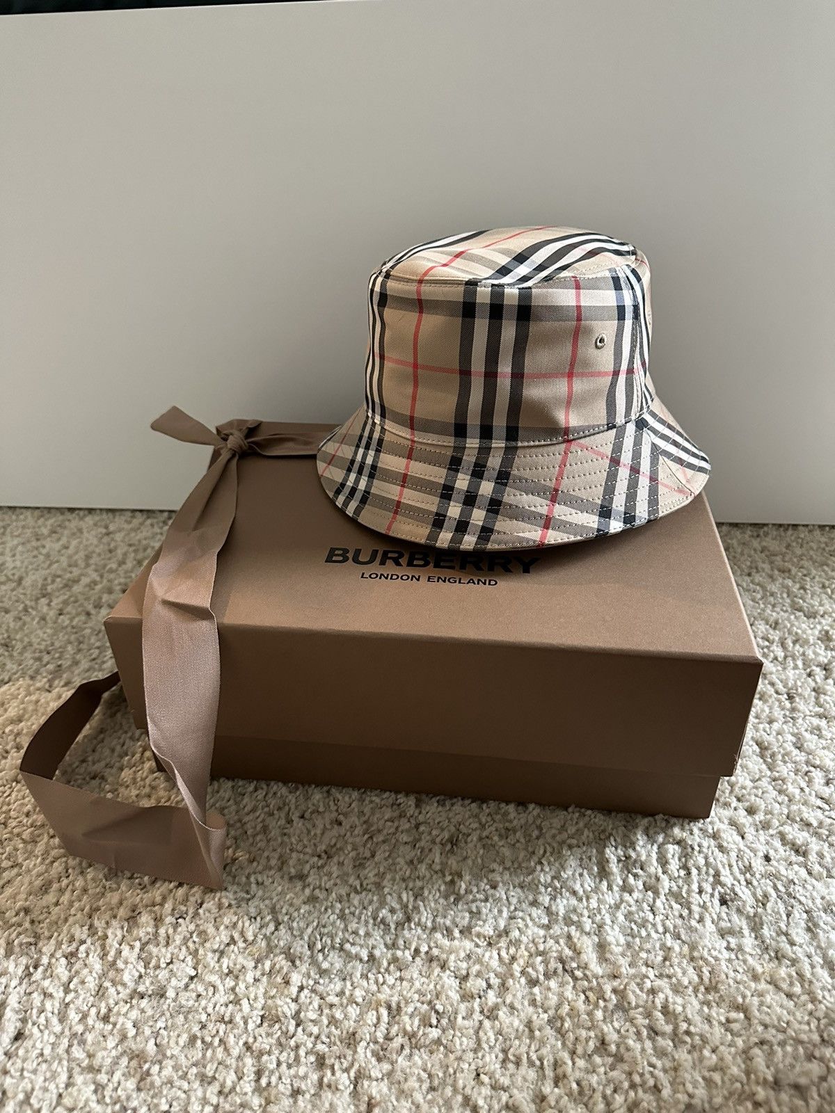 Vintage Burberry Burberry London Bucket Hat Vintage Burberry