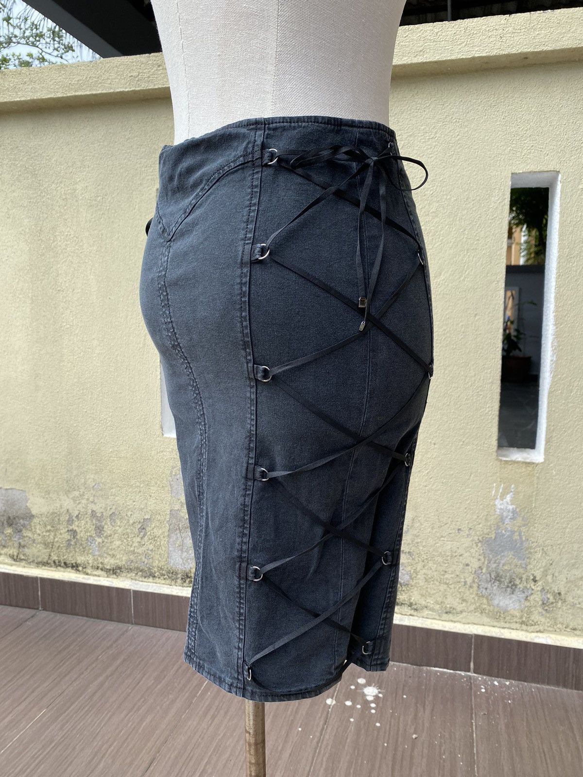 Versace black skirt Size 30" / US 8 / IT 44 - 4 Thumbnail