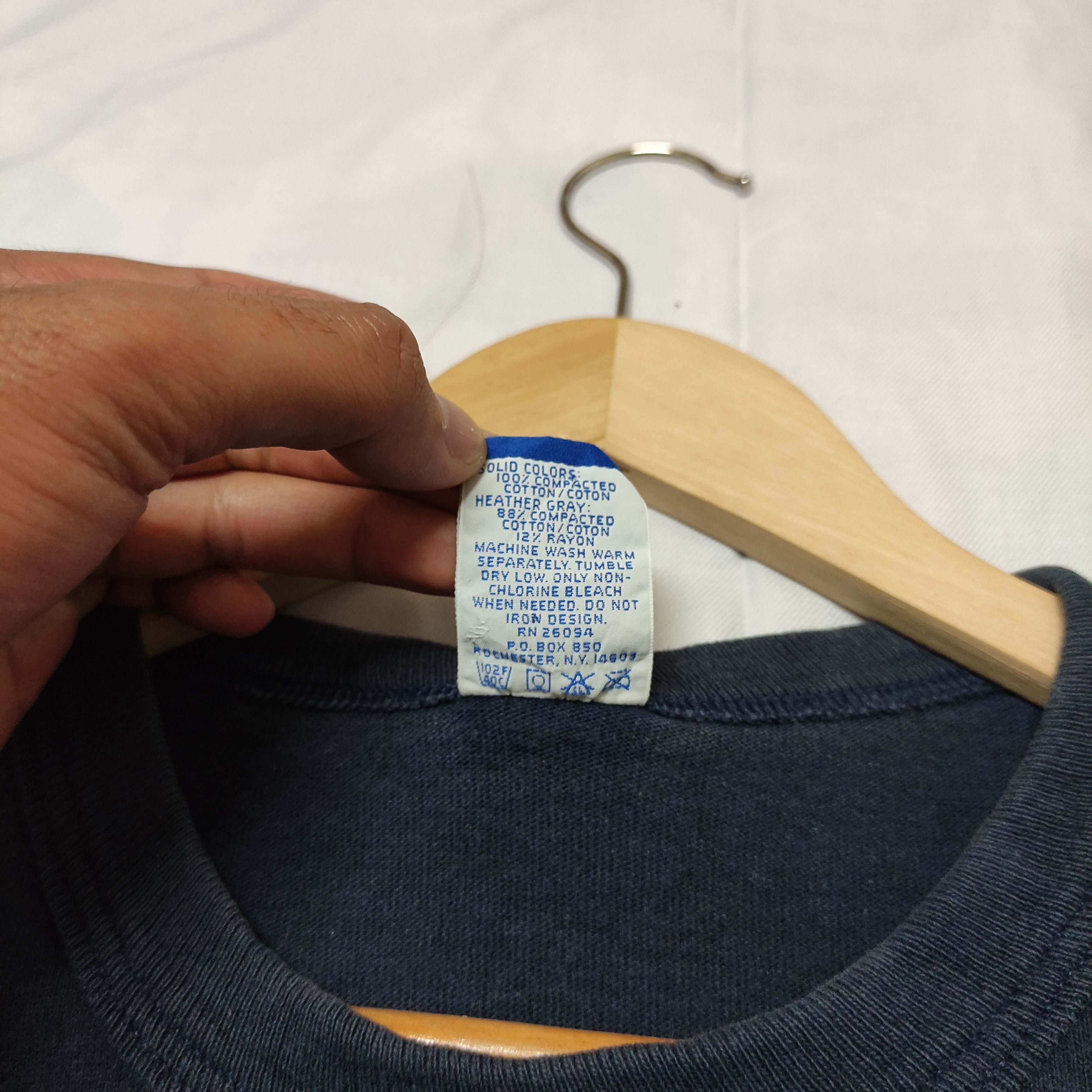 Champion × Vintage Vintage 80s Champion Tee shirt Made in Usa Size US M / EU 48-50 / 2 - 5 Thumbnail