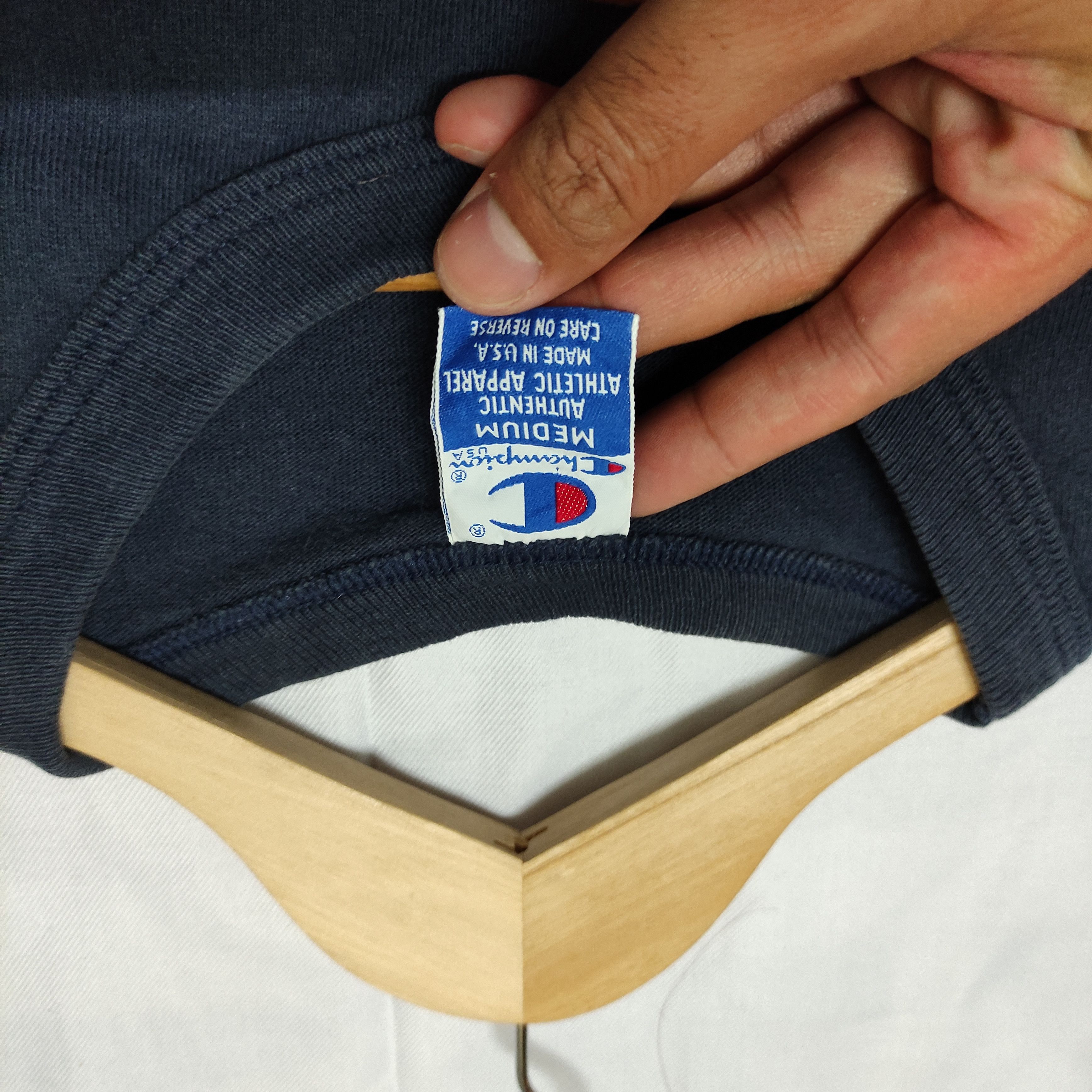 Champion × Vintage Vintage 80s Champion Tee shirt Made in Usa Size US M / EU 48-50 / 2 - 4 Thumbnail