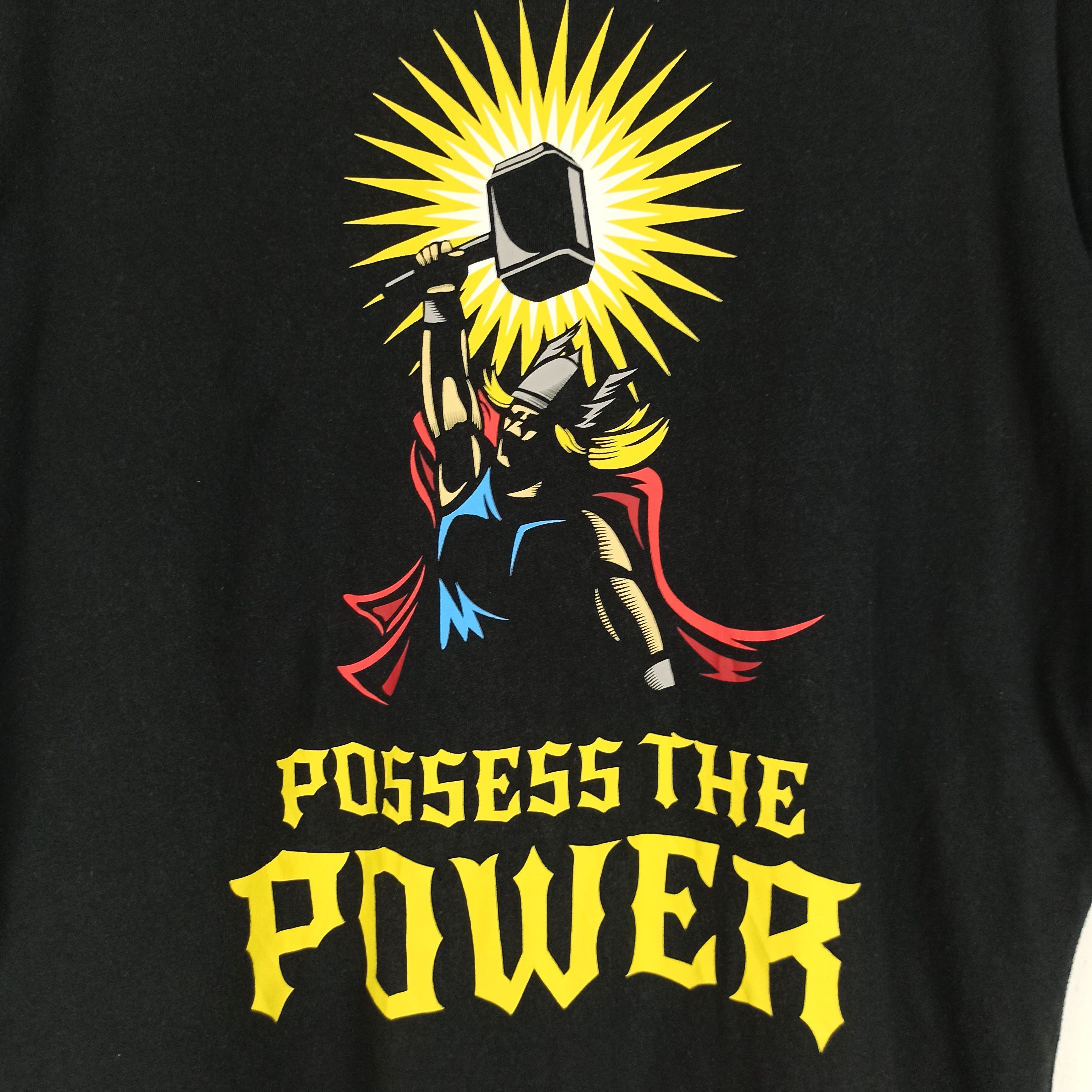 Marvel Comics Marvel Thor "POSSESS THE POWER" By Uniqlo Size US XL / EU 56 / 4 - 2 Thumbnail