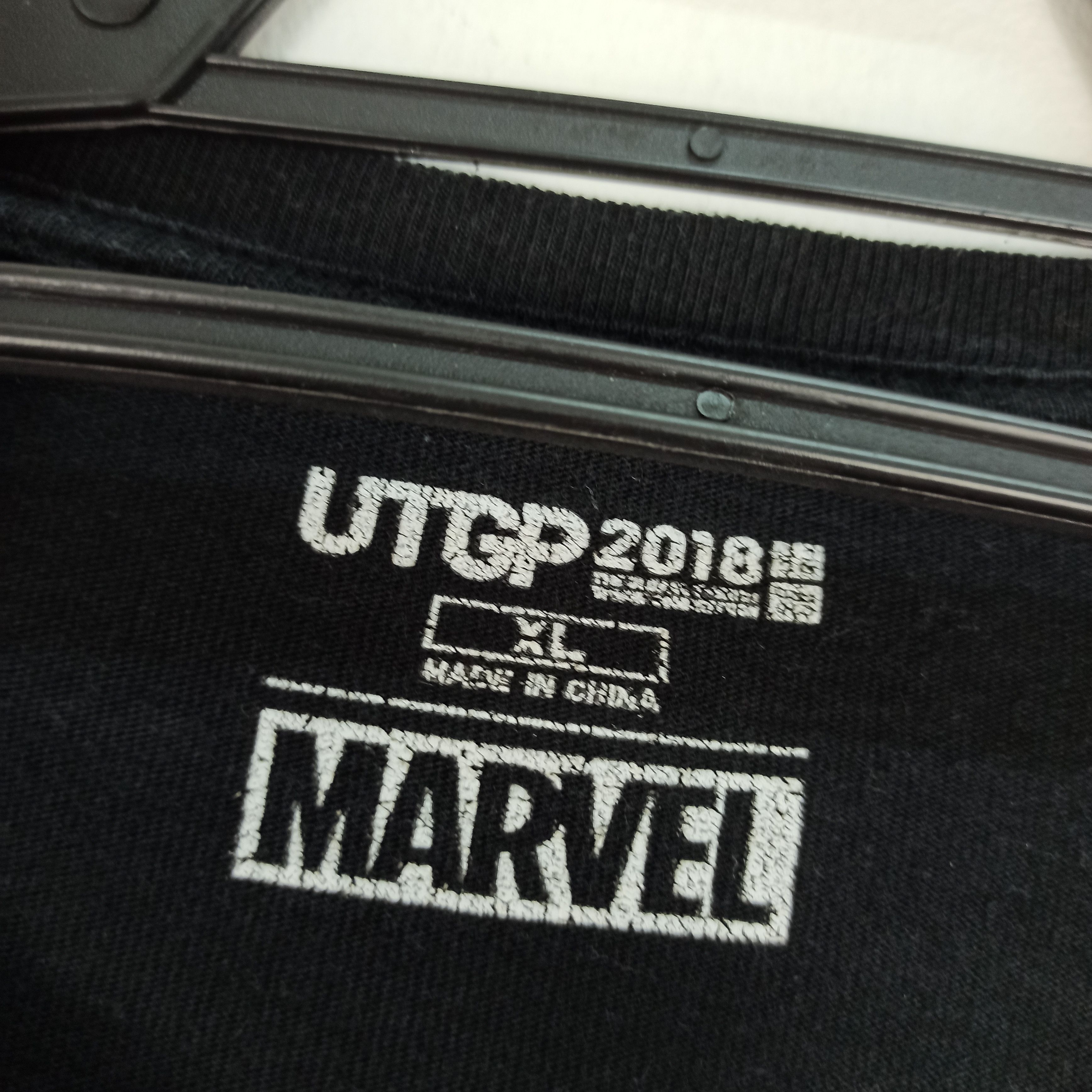 Marvel Comics Marvel Thor "POSSESS THE POWER" By Uniqlo Size US XL / EU 56 / 4 - 5 Thumbnail