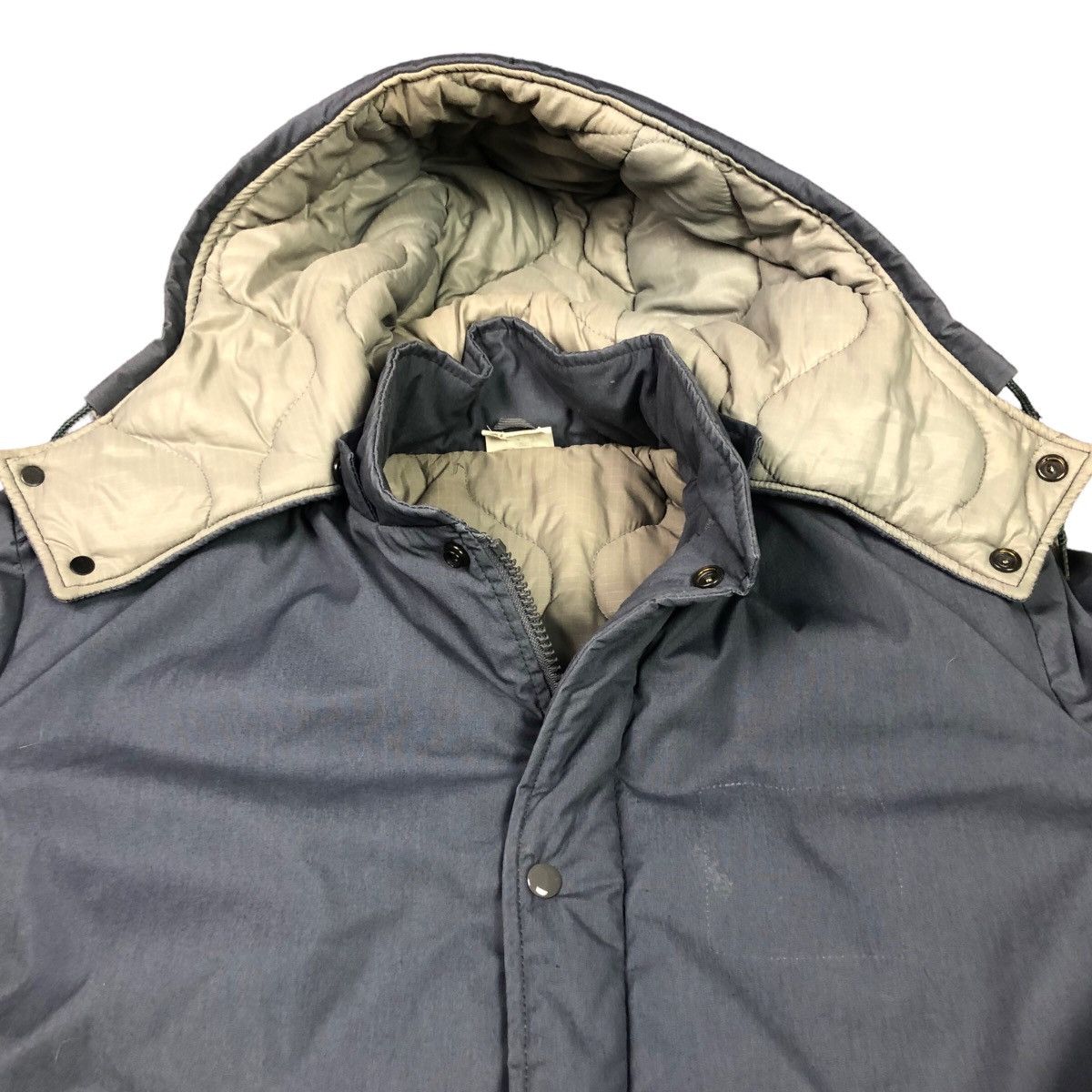 Vintage Vintage 90s Government Issued Gray Insulated Coat Adult XL Size US XL / EU 56 / 4 - 2 Thumbnail