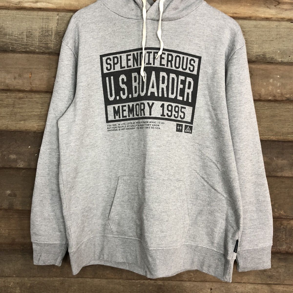 Vintage Us Boarder Grey Hoodies sweatshirt #051B Size US XL / EU 56 / 4 - 8 Thumbnail