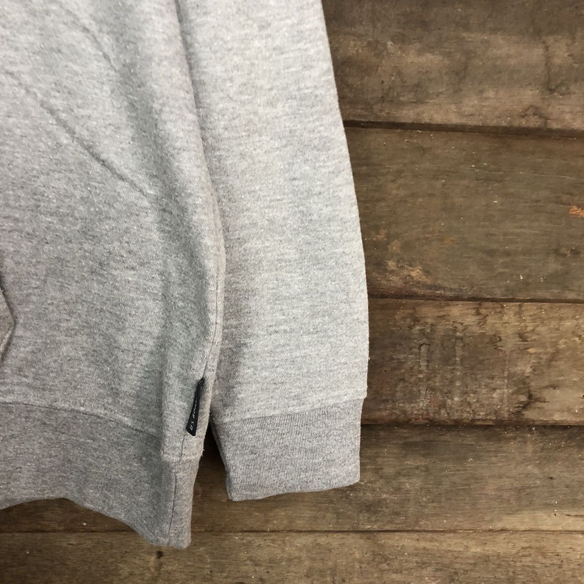 Vintage Us Boarder Grey Hoodies sweatshirt #051B Size US XL / EU 56 / 4 - 4 Thumbnail