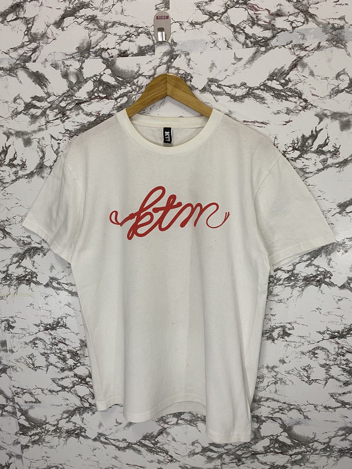 Vintage KTM Sexy Lady Big Print T-Shirt Size US M / EU 48-50 / 2 - 4 Thumbnail