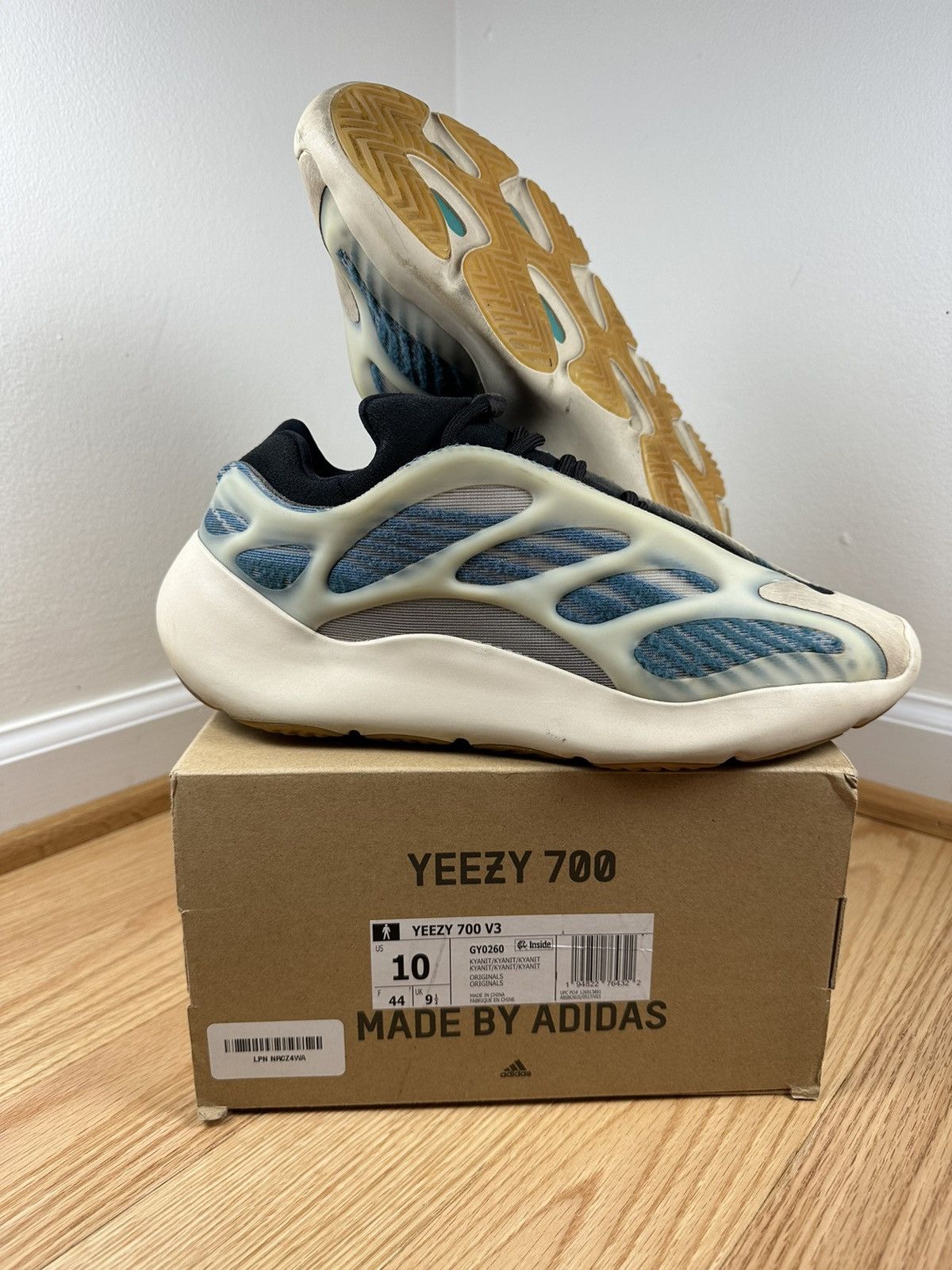 HOT V3 Arzareth Yeezy 700 V3 Kyanite On Feet Adidas Yeezy