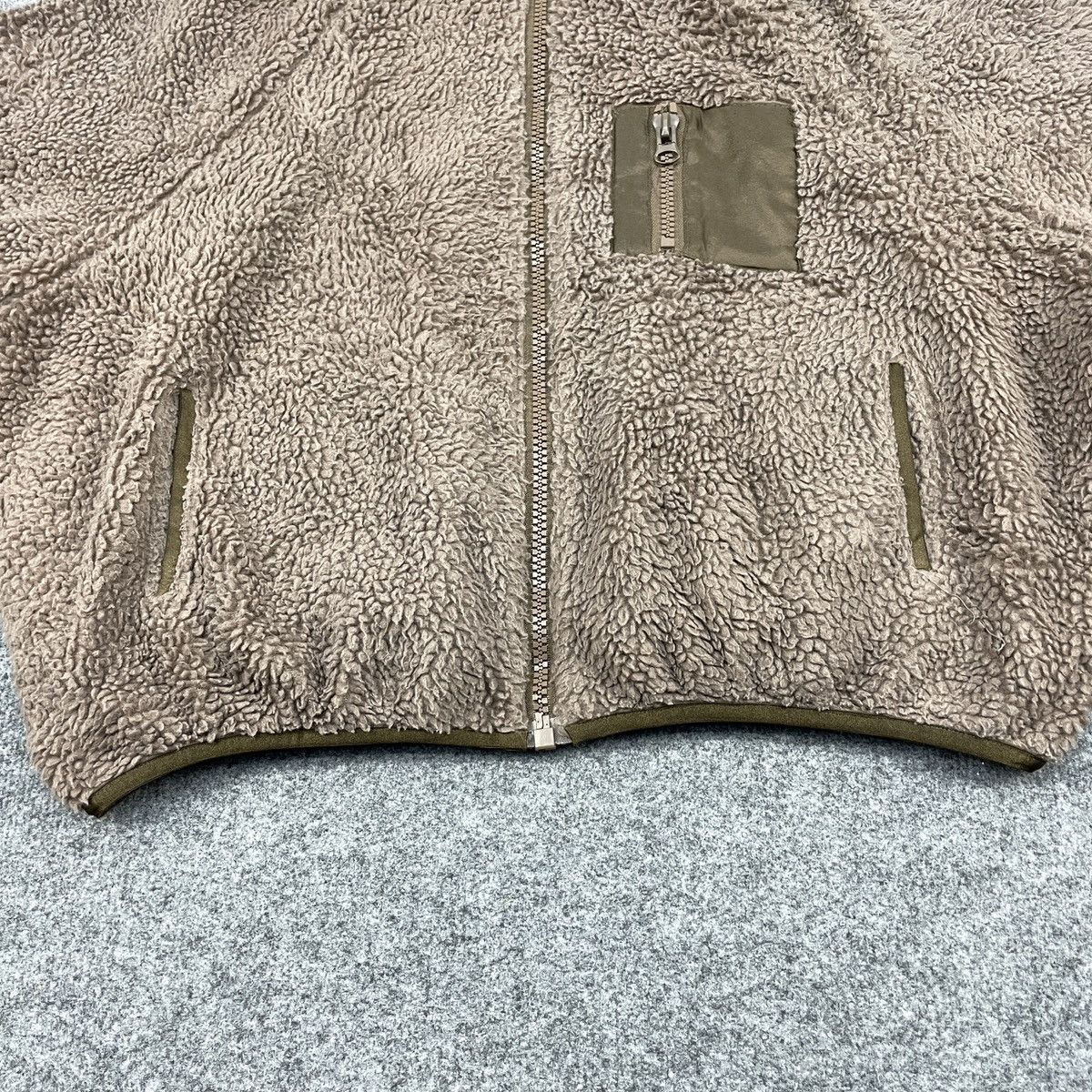 Japanese Brand Rare Vintage Japanese Brand Après Jour Fleece Sherpa Hoodie Size US L / EU 52-54 / 3 - 4 Thumbnail